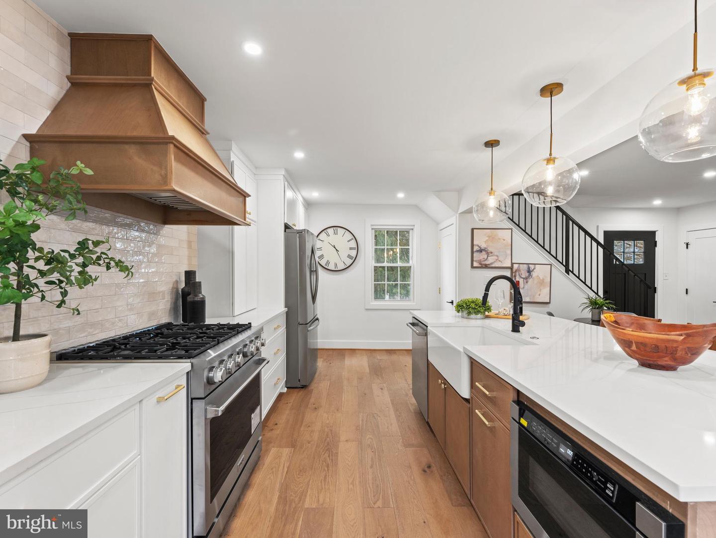 5021 24TH ST S, ARLINGTON, Virginia 22206, 5 Bedrooms Bedrooms, ,3 BathroomsBathrooms,Residential,For sale,5021 24TH ST S,VAAR2069230 MLS # VAAR2069230