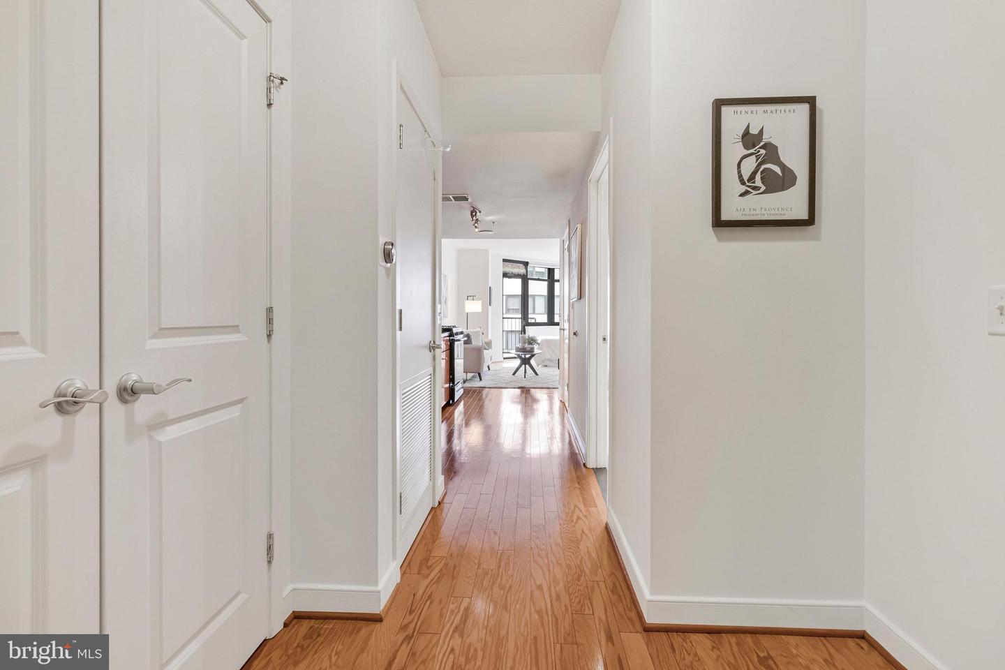 1117 10TH ST NW #405, WASHINGTON, District Of Columbia 20001, ,1 BathroomBathrooms,Residential,For sale,1117 10TH ST NW #405,DCDC2247532 MLS # DCDC2247532