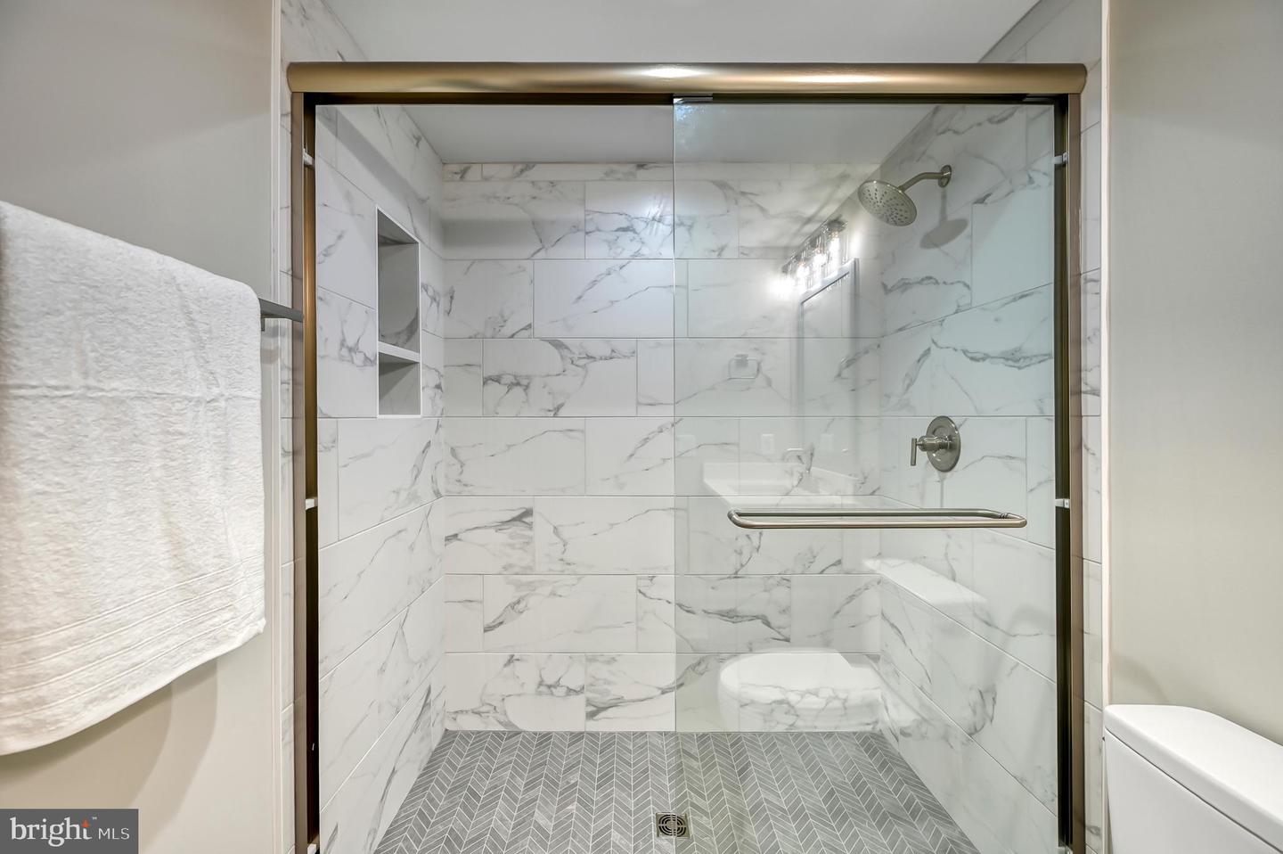 2 OLD HOUSE RD, BUMPASS, Virginia 23024, 5 Bedrooms Bedrooms, ,4 BathroomsBathrooms,Residential,For sale,2 OLD HOUSE RD,VALA2009338 MLS # VALA2009338