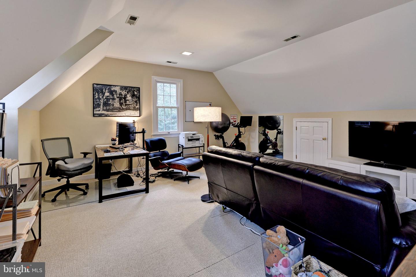 111 WINDSOR WAY, WILLIAMSBURG, Virginia 23188, 3 Bedrooms Bedrooms, ,2 BathroomsBathrooms,Residential,For sale,111 WINDSOR WAY,VAJC2000598 MLS # VAJC2000598