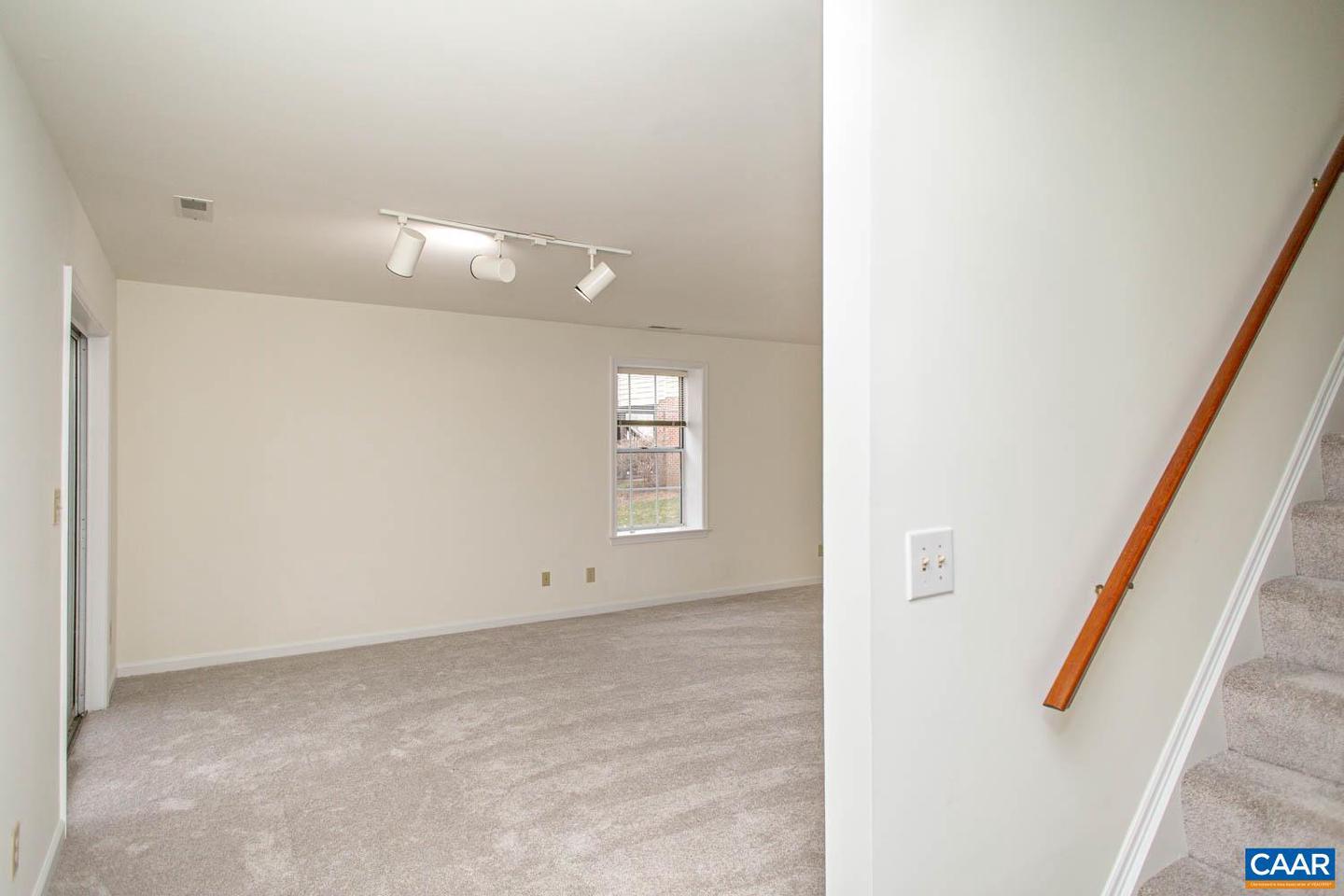 1386 ALLISTER GRN, CHARLOTTESVILLE, Virginia 22901, 3 Bedrooms Bedrooms, ,3 BathroomsBathrooms,Residential,For sale,1386 ALLISTER GRN,673656 MLS # 673656