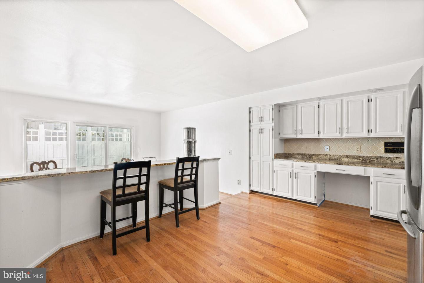 47672 PENNRUN WAY, STERLING, Virginia 20165, 4 Bedrooms Bedrooms, 10 Rooms Rooms,5 BathroomsBathrooms,Residential,For sale,47672 PENNRUN WAY,VALO2116736 MLS # VALO2116736