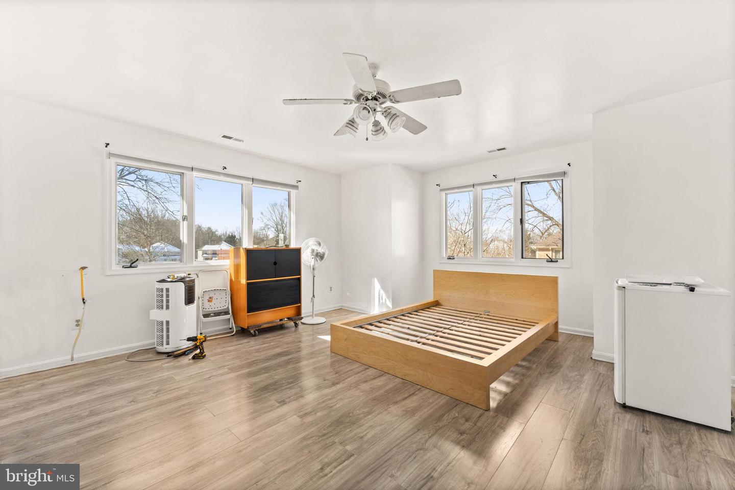 47672 PENNRUN WAY, STERLING, Virginia 20165, 4 Bedrooms Bedrooms, 10 Rooms Rooms,5 BathroomsBathrooms,Residential,For sale,47672 PENNRUN WAY,VALO2116736 MLS # VALO2116736