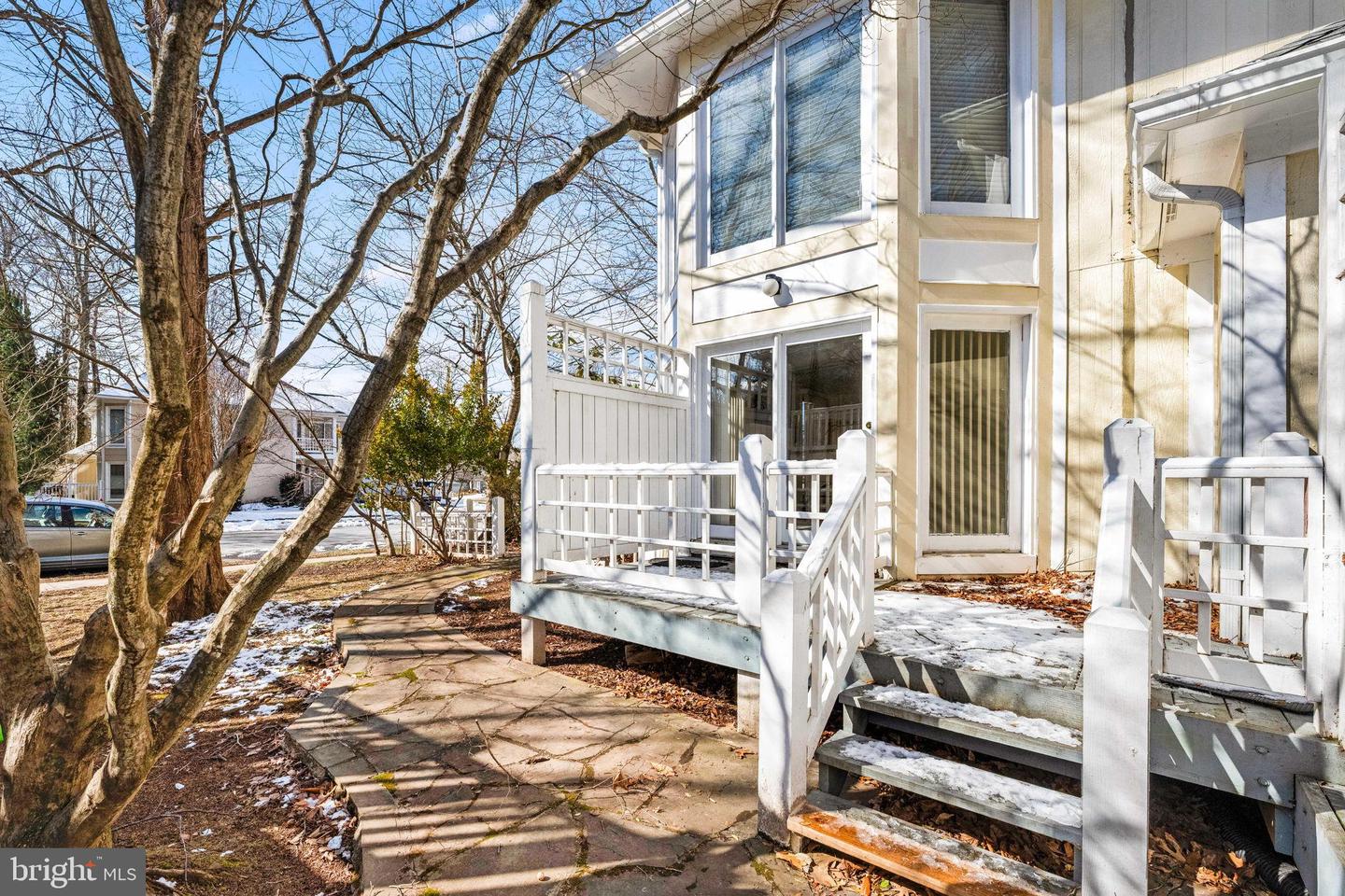 47672 PENNRUN WAY, STERLING, Virginia 20165, 4 Bedrooms Bedrooms, 10 Rooms Rooms,5 BathroomsBathrooms,Residential,For sale,47672 PENNRUN WAY,VALO2116736 MLS # VALO2116736