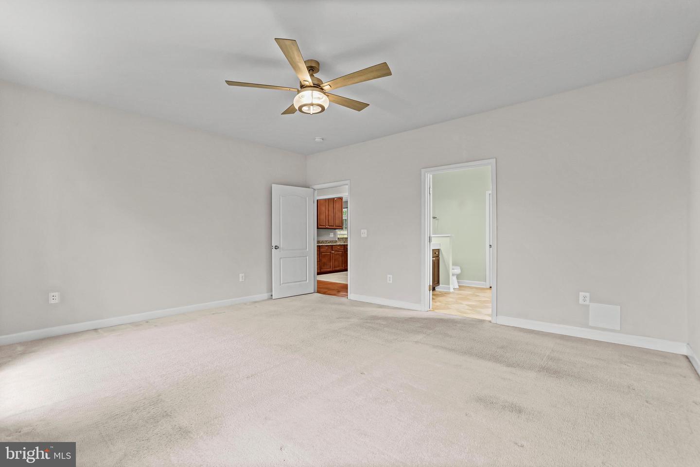 6316 VISTA CT, KING GEORGE, Virginia 22485, 3 Bedrooms Bedrooms, ,3 BathroomsBathrooms,Residential,For sale,6316 VISTA CT,VAKG2007674 MLS # VAKG2007674