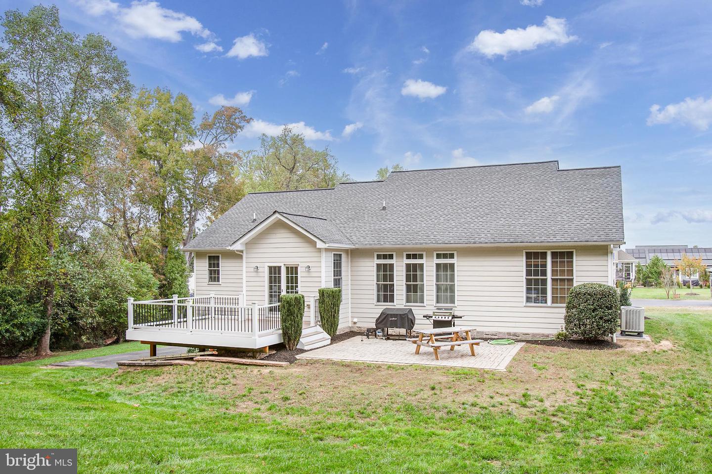 6316 VISTA CT, KING GEORGE, Virginia 22485, 3 Bedrooms Bedrooms, ,3 BathroomsBathrooms,Residential,For sale,6316 VISTA CT,VAKG2007674 MLS # VAKG2007674