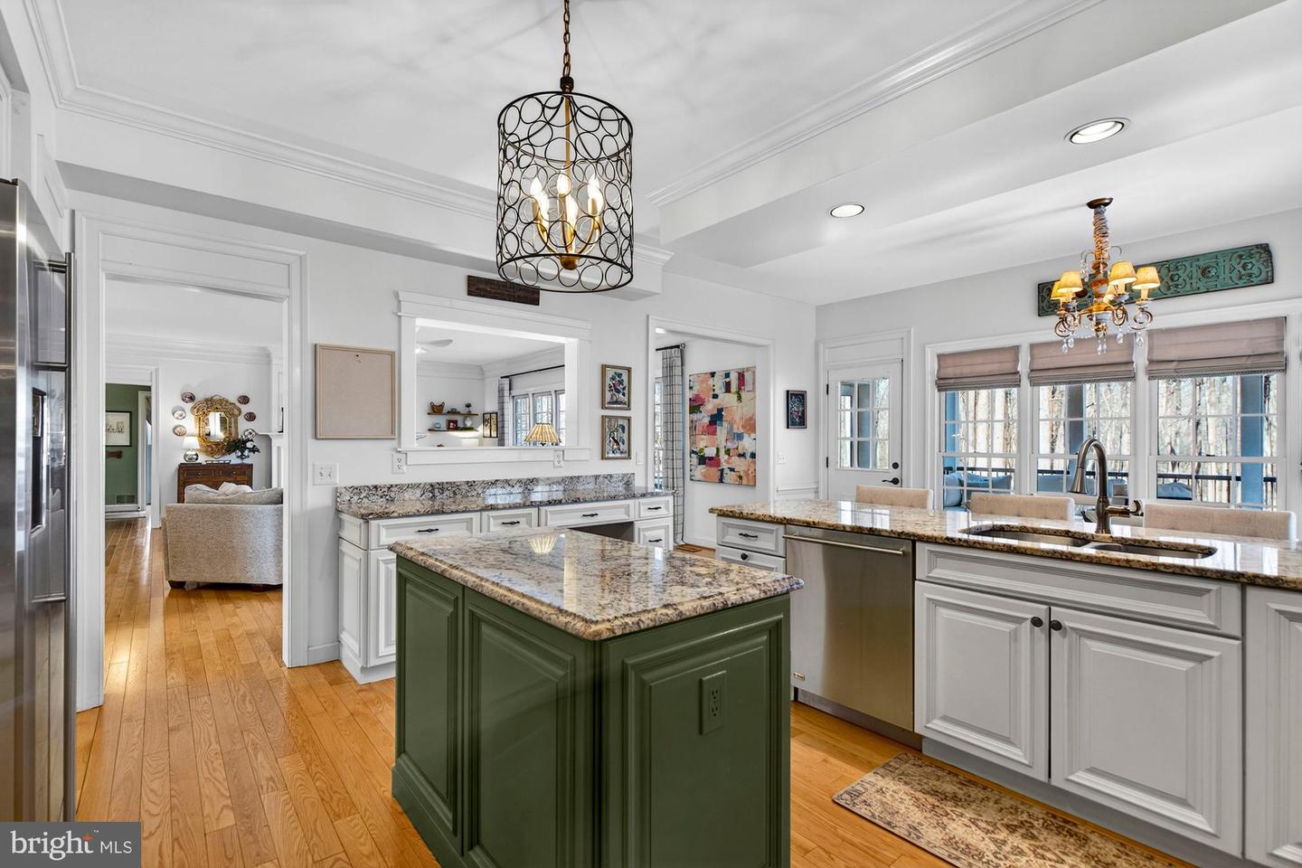 11732 SADDLE CRESCENT CIR, OAKTON, Virginia 22124, 5 Bedrooms Bedrooms, ,4 BathroomsBathrooms,Residential,For sale,11732 SADDLE CRESCENT CIR,VAFX2292828 MLS # VAFX2292828