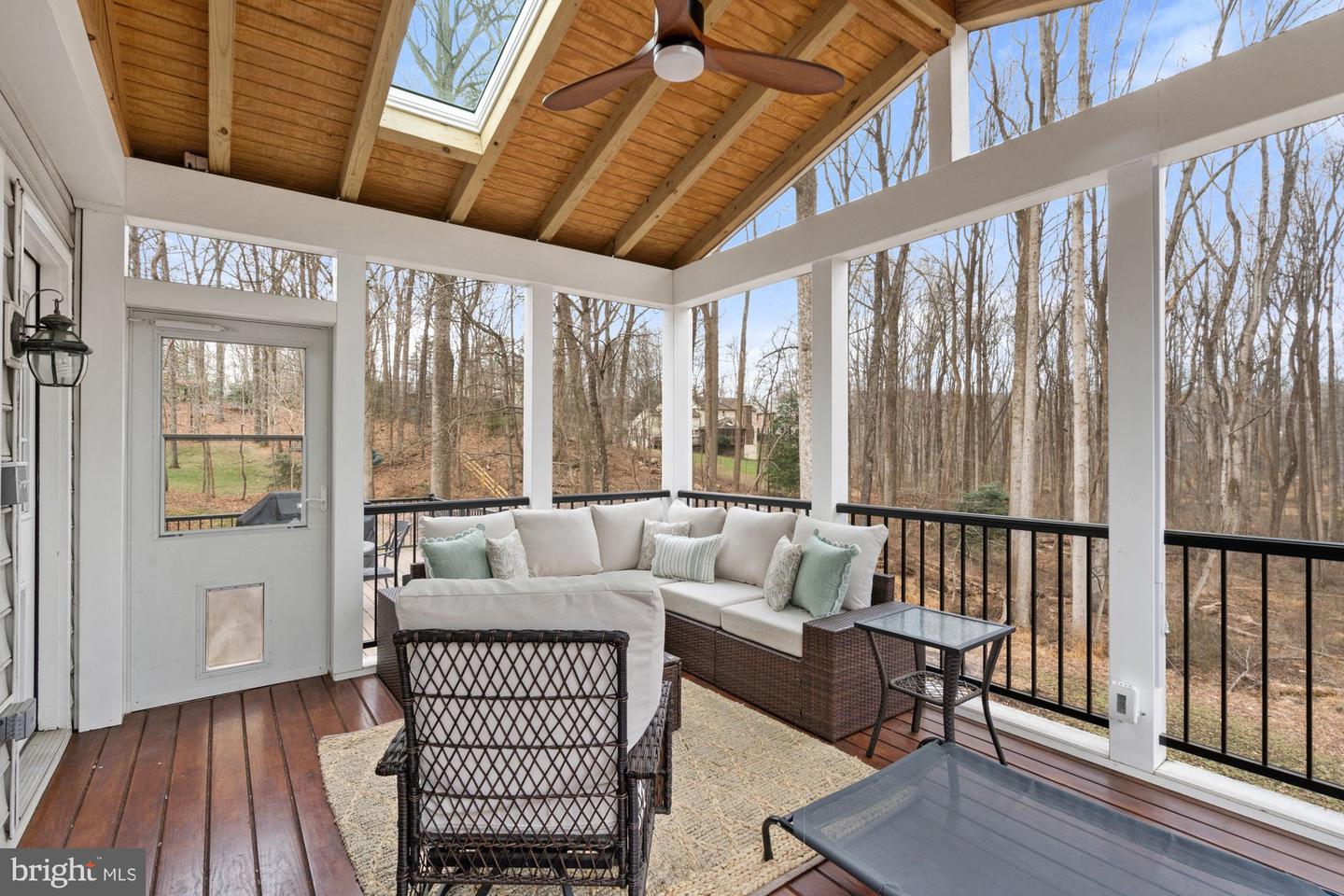 11732 SADDLE CRESCENT CIR, OAKTON, Virginia 22124, 5 Bedrooms Bedrooms, ,4 BathroomsBathrooms,Residential,For sale,11732 SADDLE CRESCENT CIR,VAFX2292828 MLS # VAFX2292828