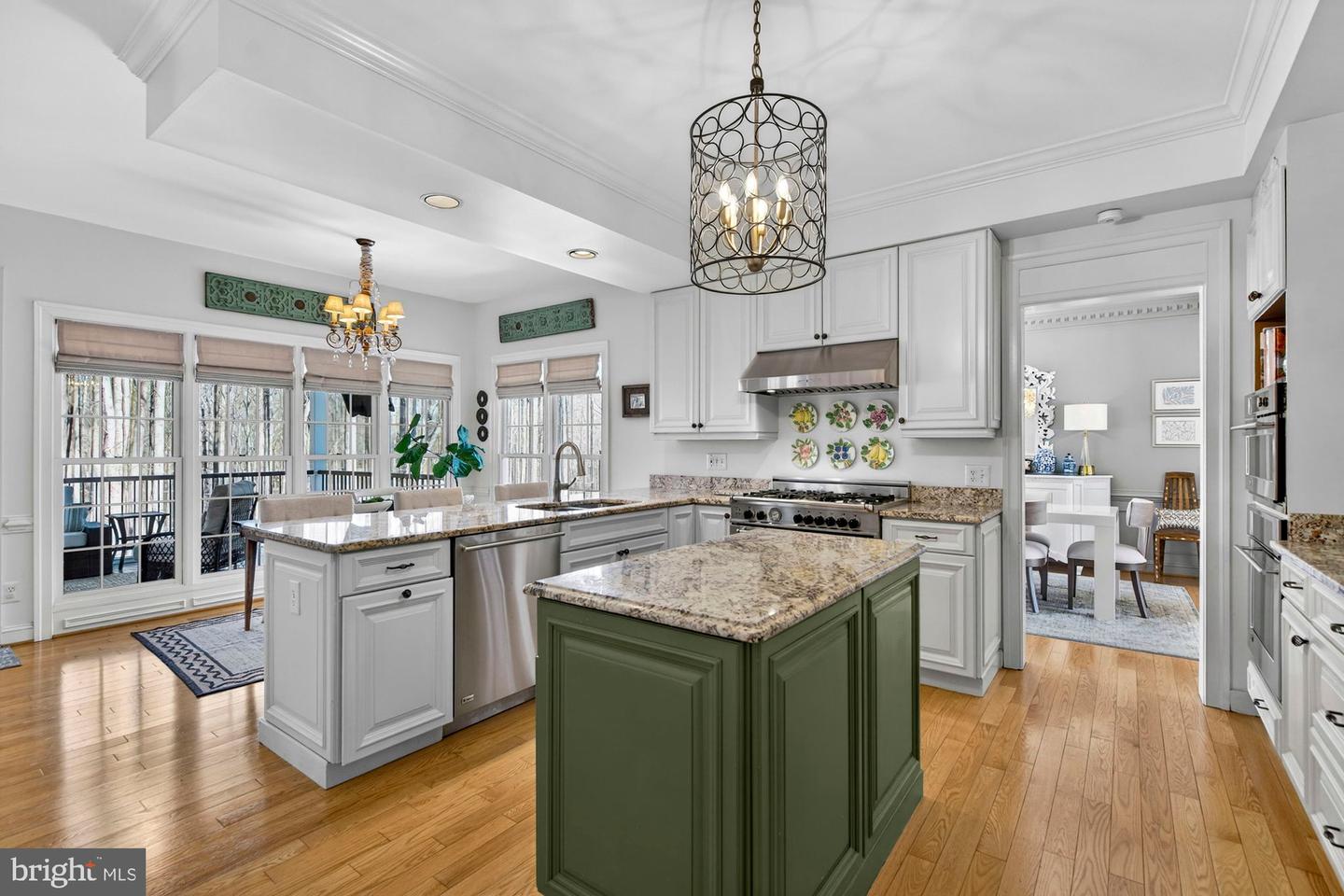 11732 SADDLE CRESCENT CIR, OAKTON, Virginia 22124, 5 Bedrooms Bedrooms, ,4 BathroomsBathrooms,Residential,For sale,11732 SADDLE CRESCENT CIR,VAFX2292828 MLS # VAFX2292828