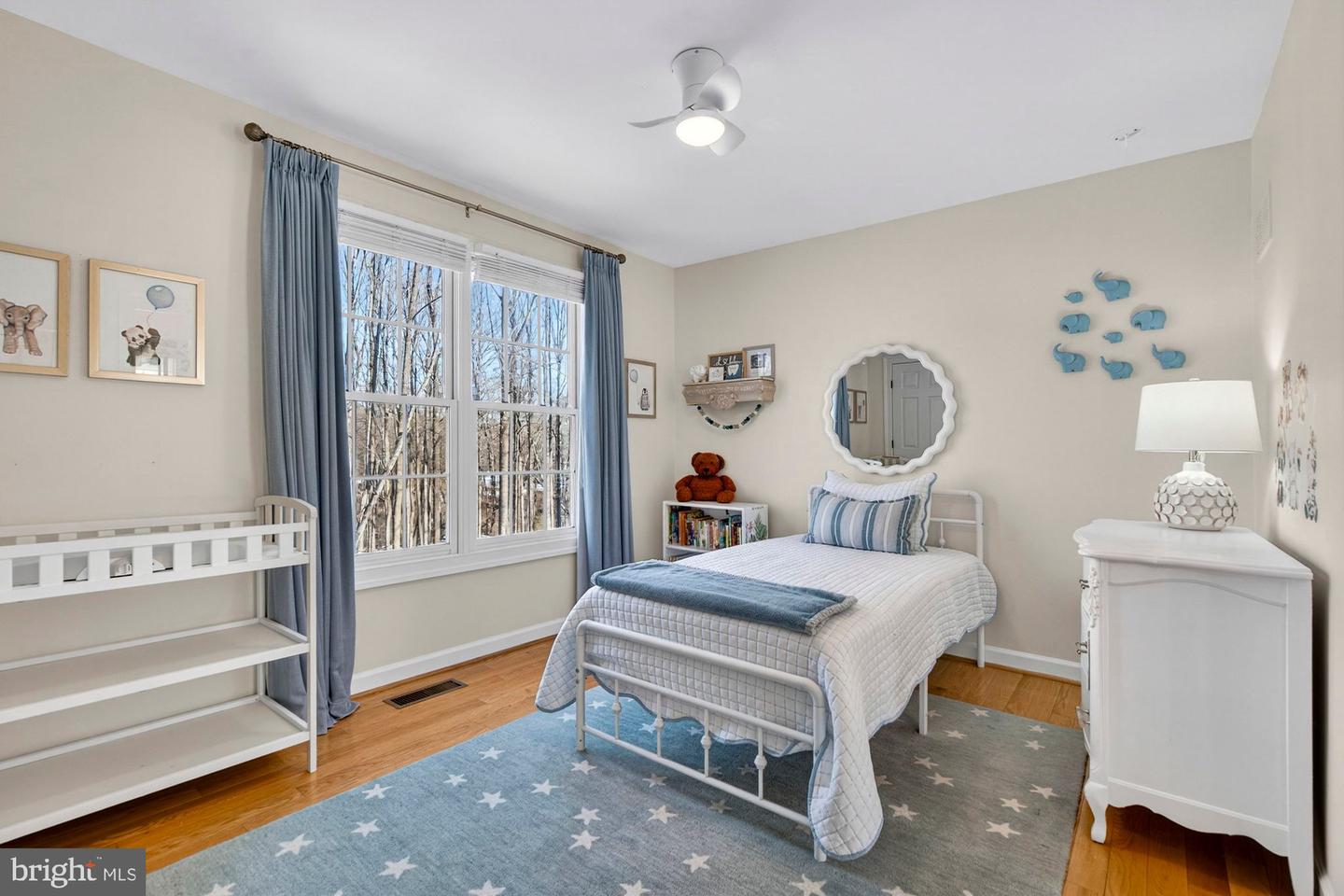 11732 SADDLE CRESCENT CIR, OAKTON, Virginia 22124, 5 Bedrooms Bedrooms, ,4 BathroomsBathrooms,Residential,For sale,11732 SADDLE CRESCENT CIR,VAFX2292828 MLS # VAFX2292828