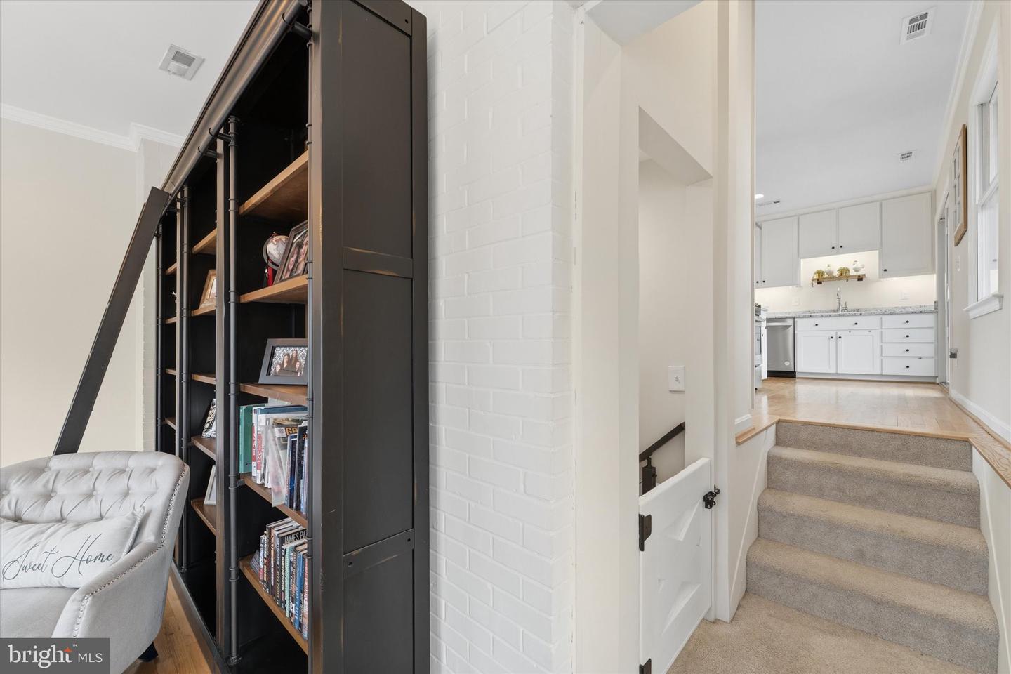 8746 MEETZE RD, WARRENTON, Virginia 20187, 3 Bedrooms Bedrooms, 5 Rooms Rooms,2 BathroomsBathrooms,Residential,For sale,8746 MEETZE RD,VAFQ2020728 MLS # VAFQ2020728