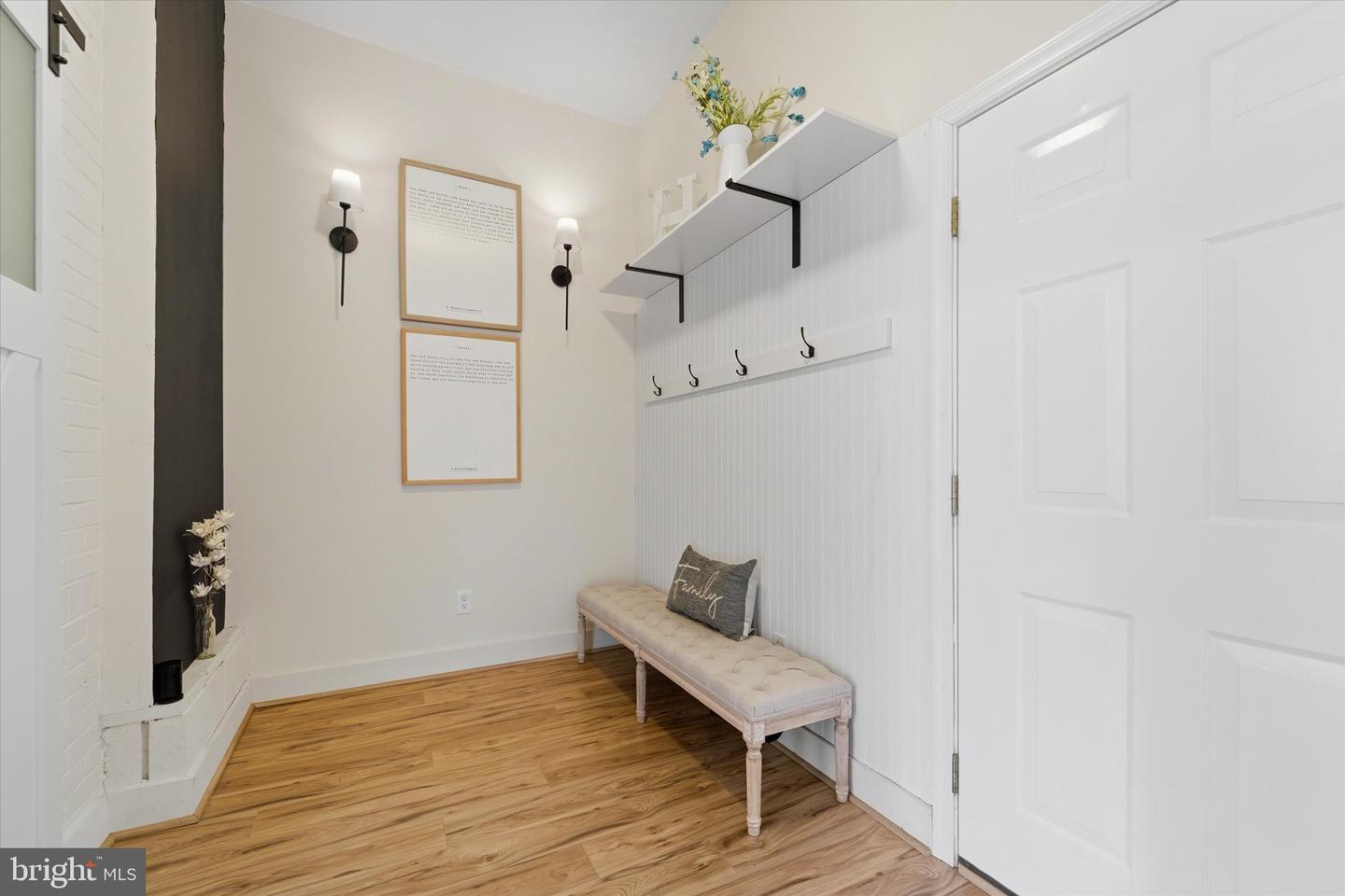 8746 MEETZE RD, WARRENTON, Virginia 20187, 3 Bedrooms Bedrooms, 5 Rooms Rooms,2 BathroomsBathrooms,Residential,For sale,8746 MEETZE RD,VAFQ2020728 MLS # VAFQ2020728