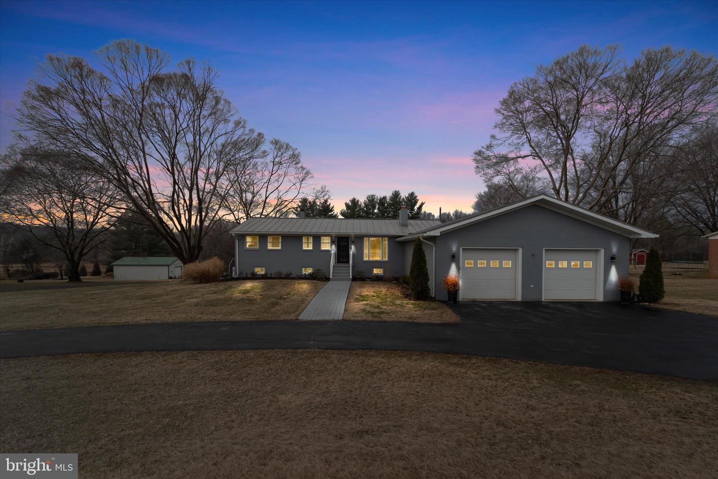 8746 MEETZE RD, WARRENTON, Virginia 20187, 3 Bedrooms Bedrooms, 5 Rooms Rooms,2 BathroomsBathrooms,Residential,For sale,8746 MEETZE RD,VAFQ2020728 MLS # VAFQ2020728