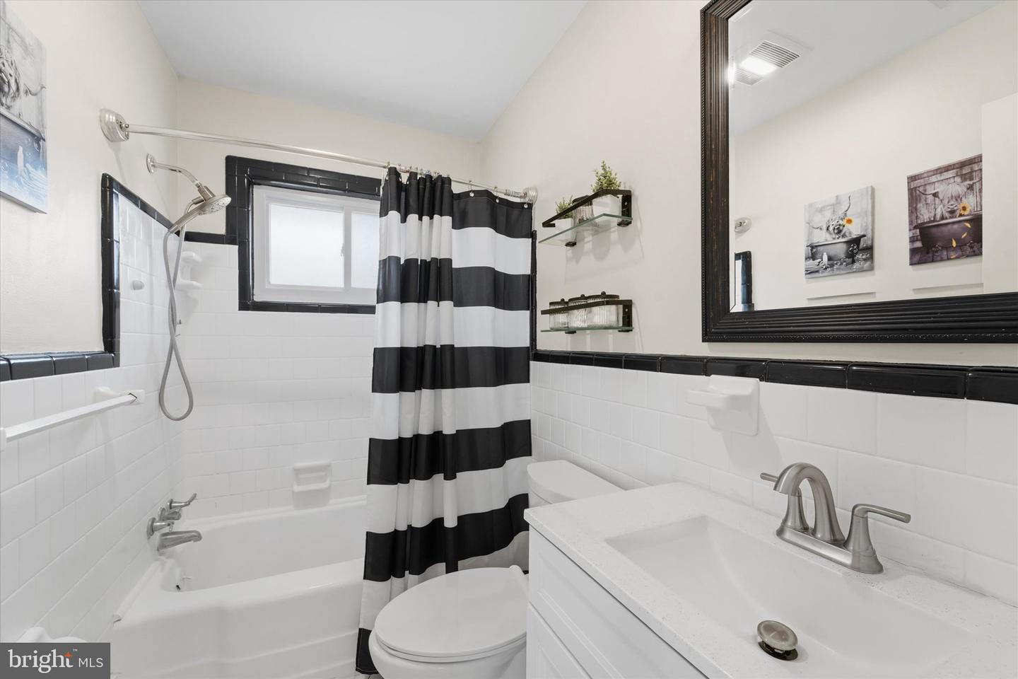 8746 MEETZE RD, WARRENTON, Virginia 20187, 3 Bedrooms Bedrooms, 5 Rooms Rooms,2 BathroomsBathrooms,Residential,For sale,8746 MEETZE RD,VAFQ2020728 MLS # VAFQ2020728