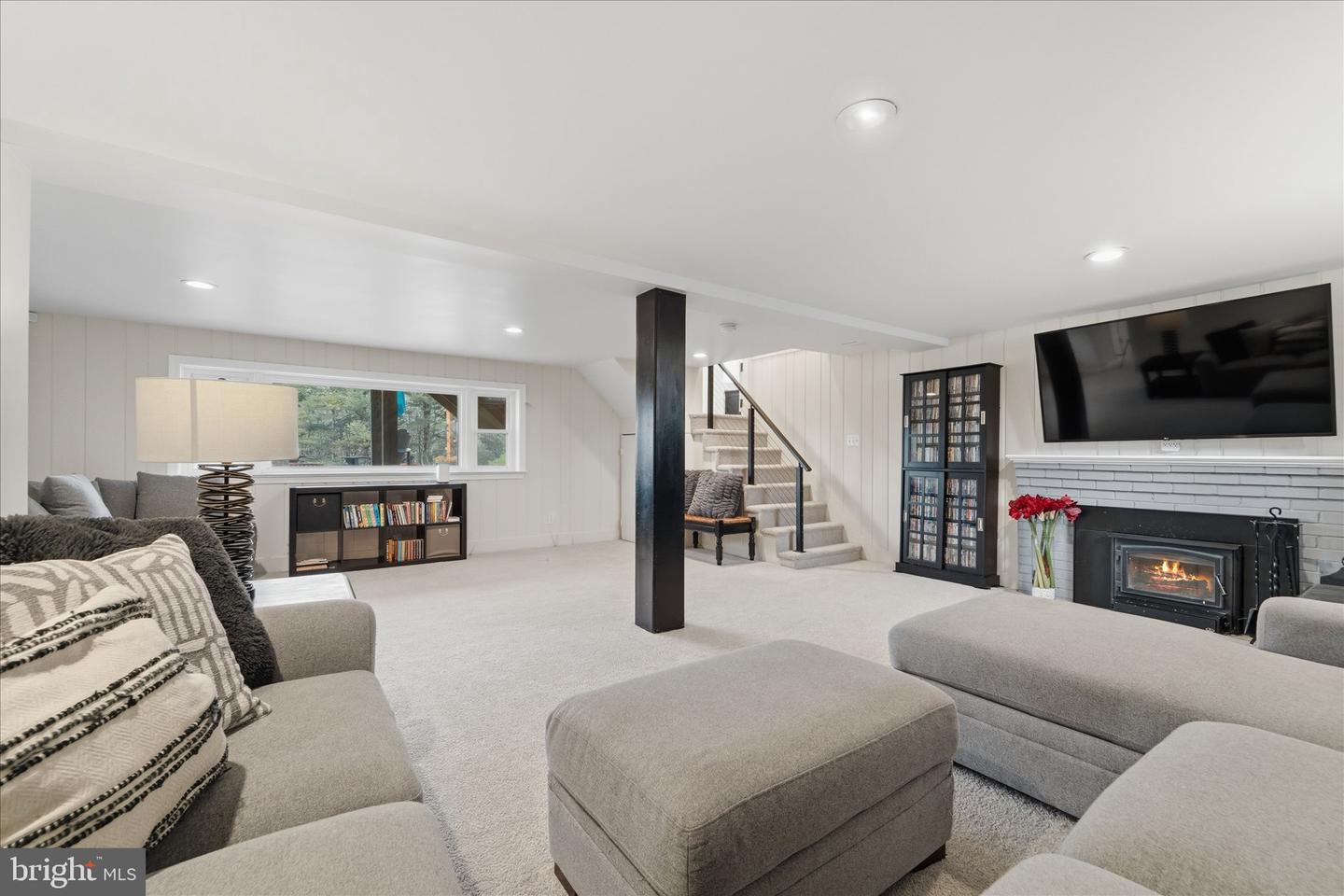 8746 MEETZE RD, WARRENTON, Virginia 20187, 3 Bedrooms Bedrooms, 5 Rooms Rooms,2 BathroomsBathrooms,Residential,For sale,8746 MEETZE RD,VAFQ2020728 MLS # VAFQ2020728