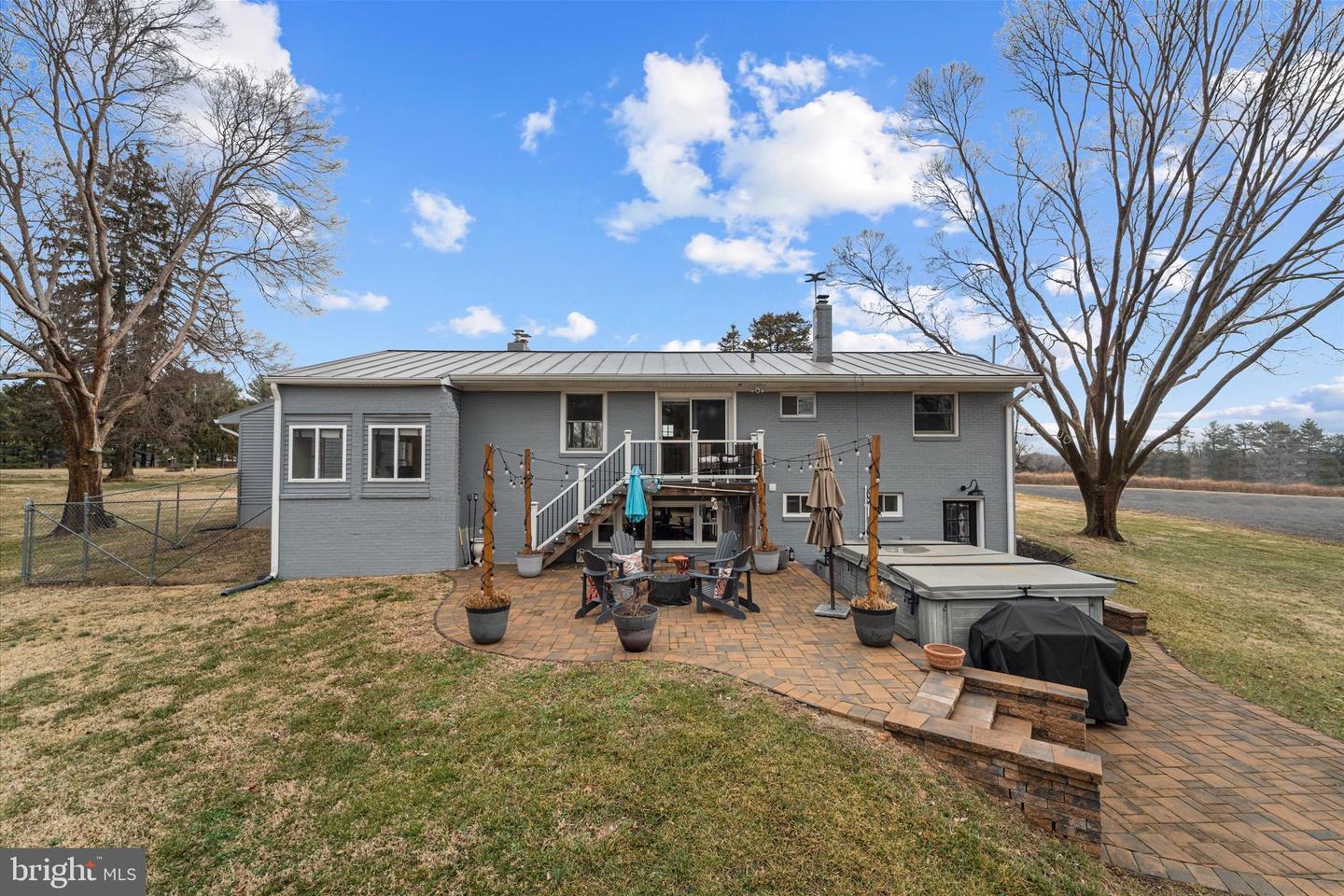 8746 MEETZE RD, WARRENTON, Virginia 20187, 3 Bedrooms Bedrooms, 5 Rooms Rooms,2 BathroomsBathrooms,Residential,For sale,8746 MEETZE RD,VAFQ2020728 MLS # VAFQ2020728