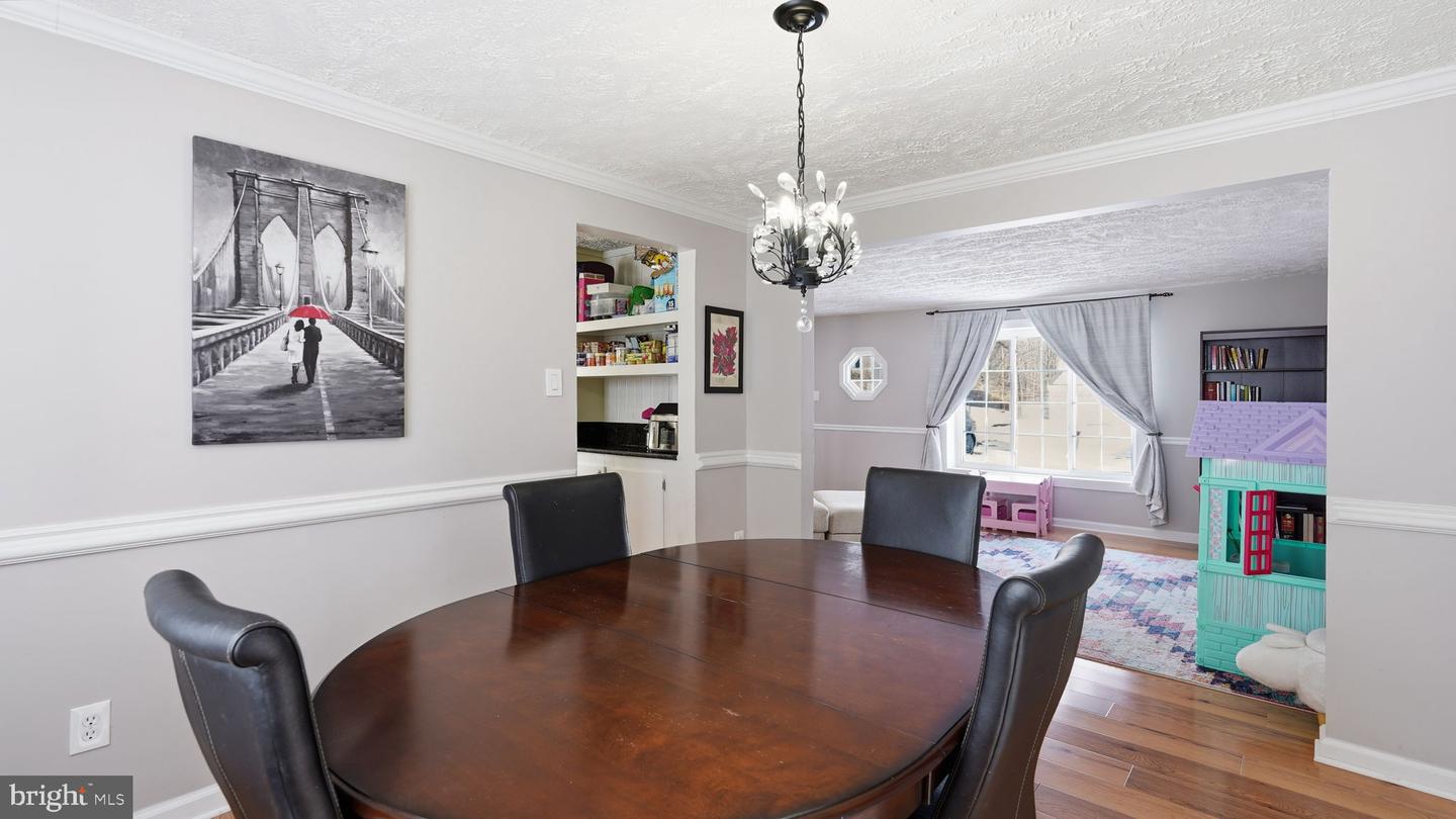 16041 MACEDONIA DR, WOODBRIDGE, Virginia 22191, 4 Bedrooms Bedrooms, ,2 BathroomsBathrooms,Residential,For sale,16041 MACEDONIA DR,VAPW2113296 MLS # VAPW2113296