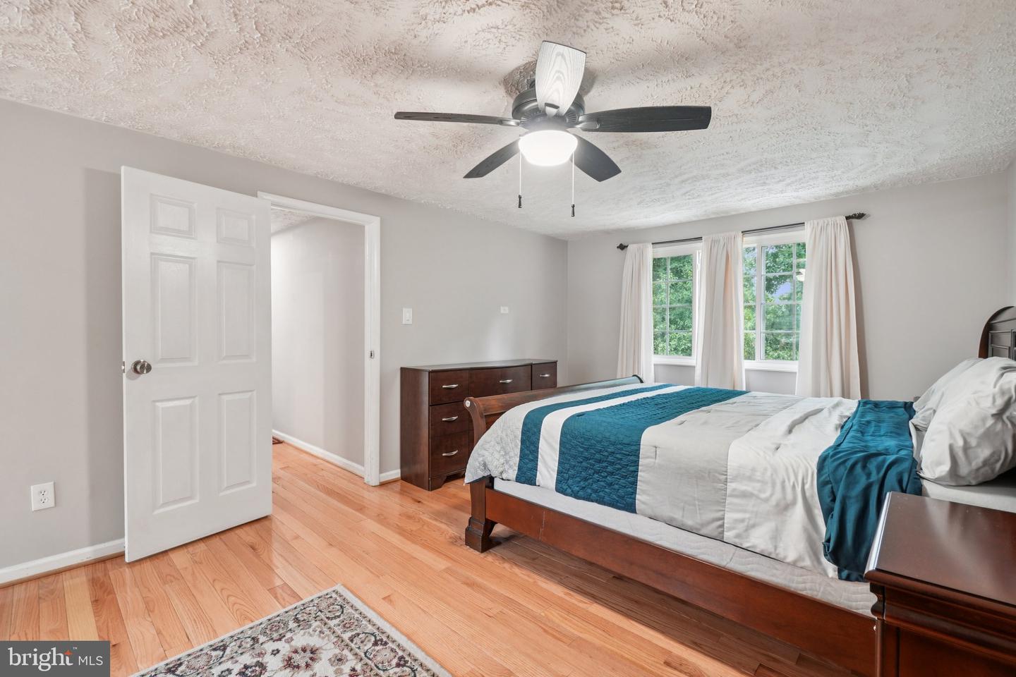 16041 MACEDONIA DR, WOODBRIDGE, Virginia 22191, 4 Bedrooms Bedrooms, ,2 BathroomsBathrooms,Residential,For sale,16041 MACEDONIA DR,VAPW2113296 MLS # VAPW2113296