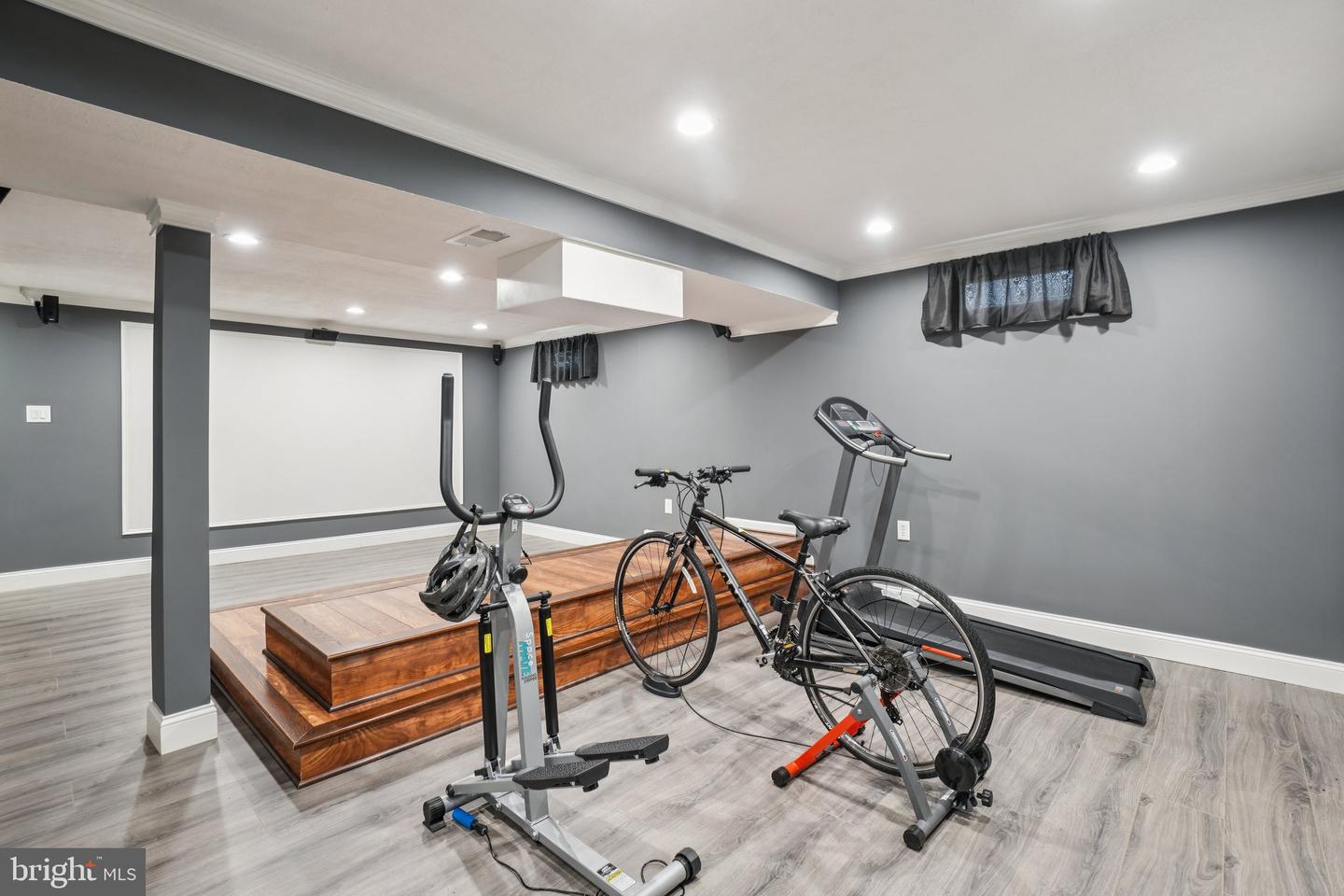 16041 MACEDONIA DR, WOODBRIDGE, Virginia 22191, 4 Bedrooms Bedrooms, ,2 BathroomsBathrooms,Residential,For sale,16041 MACEDONIA DR,VAPW2113296 MLS # VAPW2113296