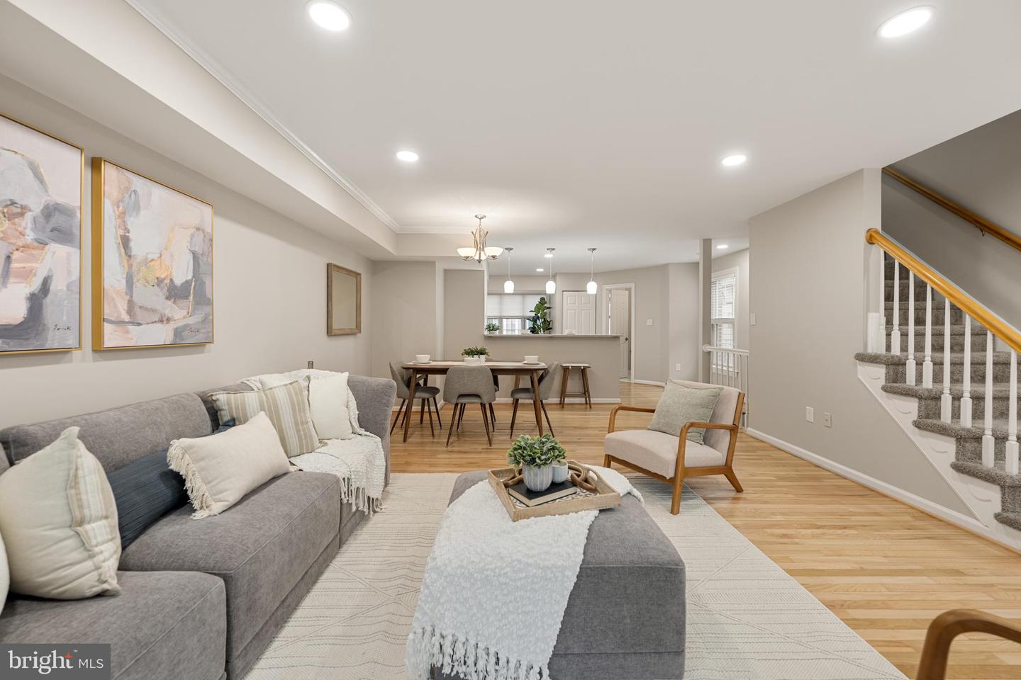 1217 MADISON ST, ALEXANDRIA, Virginia 22314, 2 Bedrooms Bedrooms, ,2 BathroomsBathrooms,Residential,For sale,1217 MADISON ST,VAAX2054514 MLS # VAAX2054514