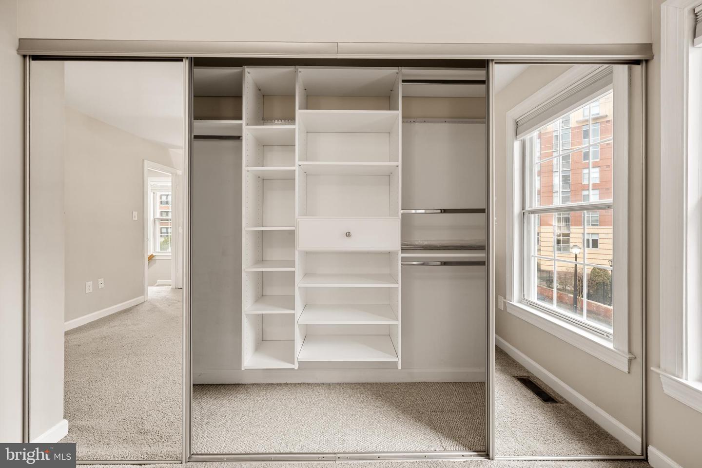 1217 MADISON ST, ALEXANDRIA, Virginia 22314, 2 Bedrooms Bedrooms, ,2 BathroomsBathrooms,Residential,For sale,1217 MADISON ST,VAAX2054514 MLS # VAAX2054514