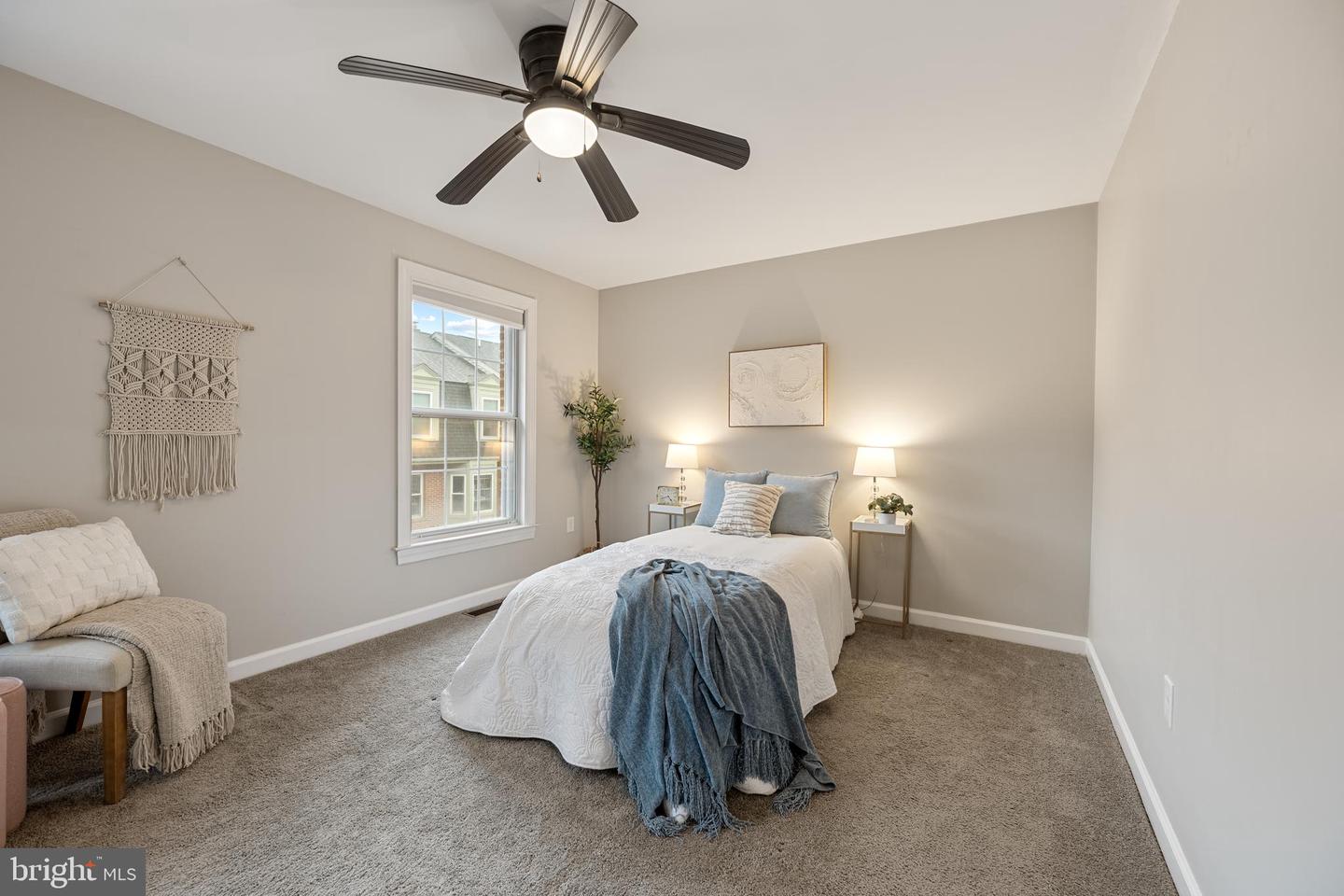 1217 MADISON ST, ALEXANDRIA, Virginia 22314, 2 Bedrooms Bedrooms, ,2 BathroomsBathrooms,Residential,For sale,1217 MADISON ST,VAAX2054514 MLS # VAAX2054514