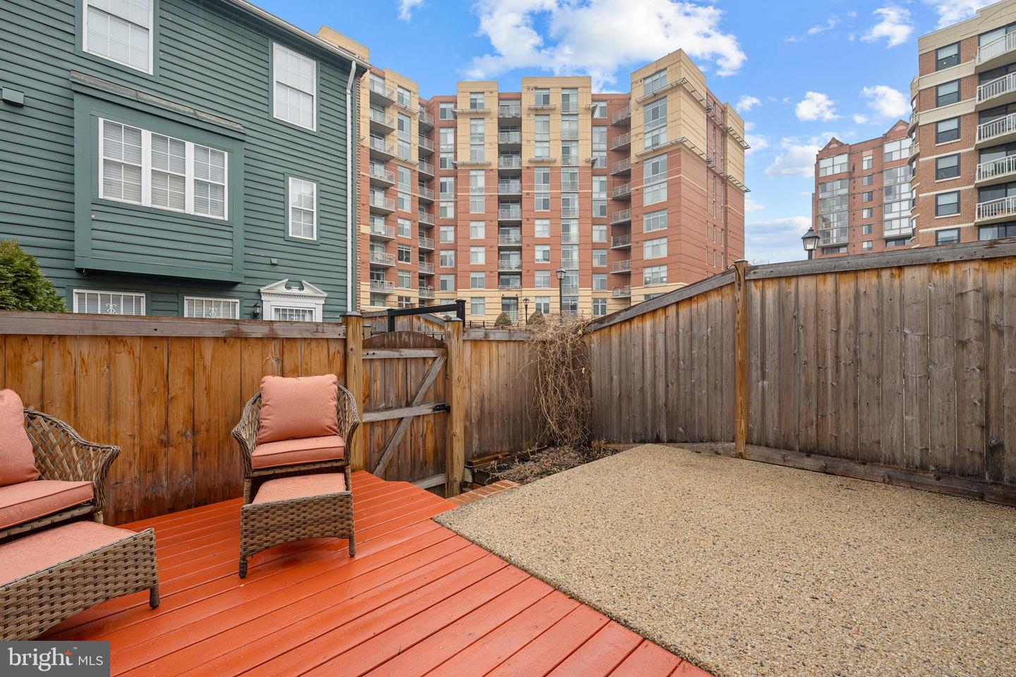 1217 MADISON ST, ALEXANDRIA, Virginia 22314, 2 Bedrooms Bedrooms, ,2 BathroomsBathrooms,Residential,For sale,1217 MADISON ST,VAAX2054514 MLS # VAAX2054514