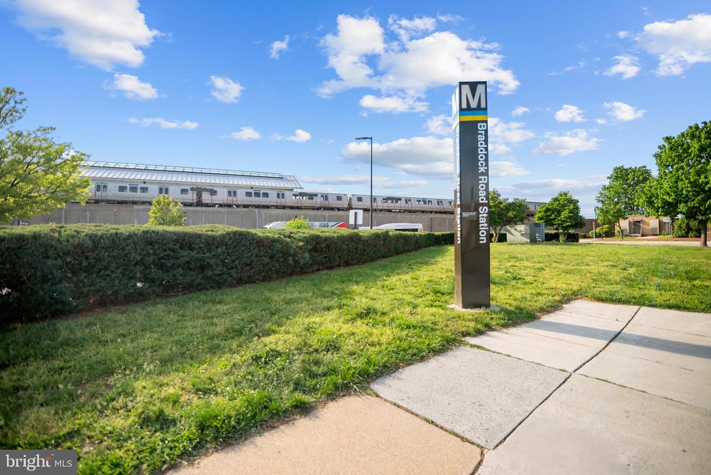 1217 MADISON ST, ALEXANDRIA, Virginia 22314, 2 Bedrooms Bedrooms, ,2 BathroomsBathrooms,Residential,For sale,1217 MADISON ST,VAAX2054514 MLS # VAAX2054514