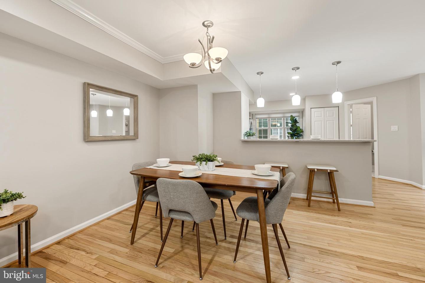 1217 MADISON ST, ALEXANDRIA, Virginia 22314, 2 Bedrooms Bedrooms, ,2 BathroomsBathrooms,Residential,For sale,1217 MADISON ST,VAAX2054514 MLS # VAAX2054514