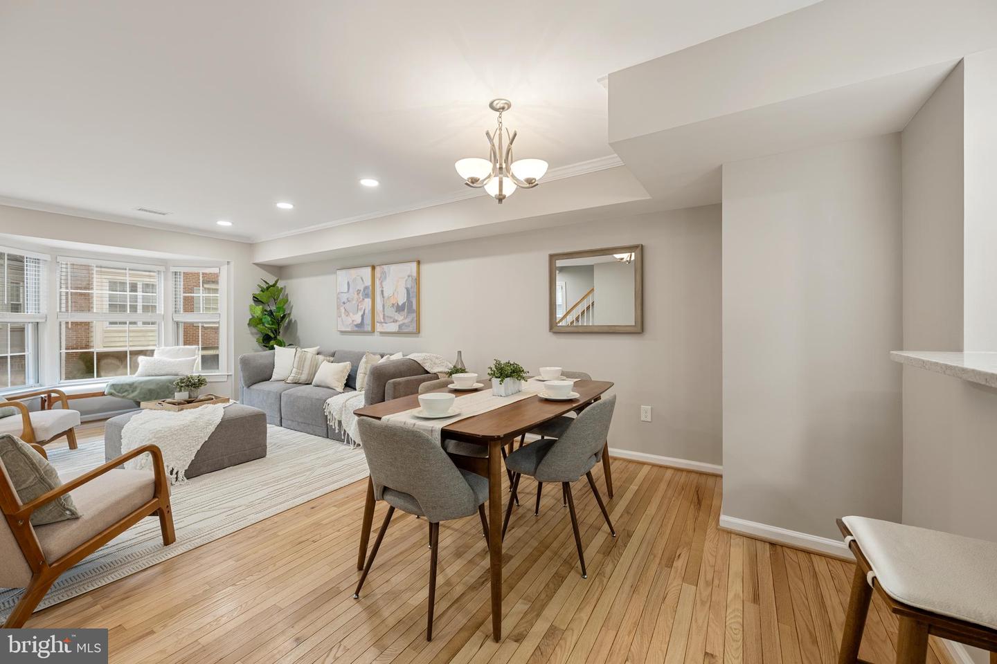 1217 MADISON ST, ALEXANDRIA, Virginia 22314, 2 Bedrooms Bedrooms, ,2 BathroomsBathrooms,Residential,For sale,1217 MADISON ST,VAAX2054514 MLS # VAAX2054514