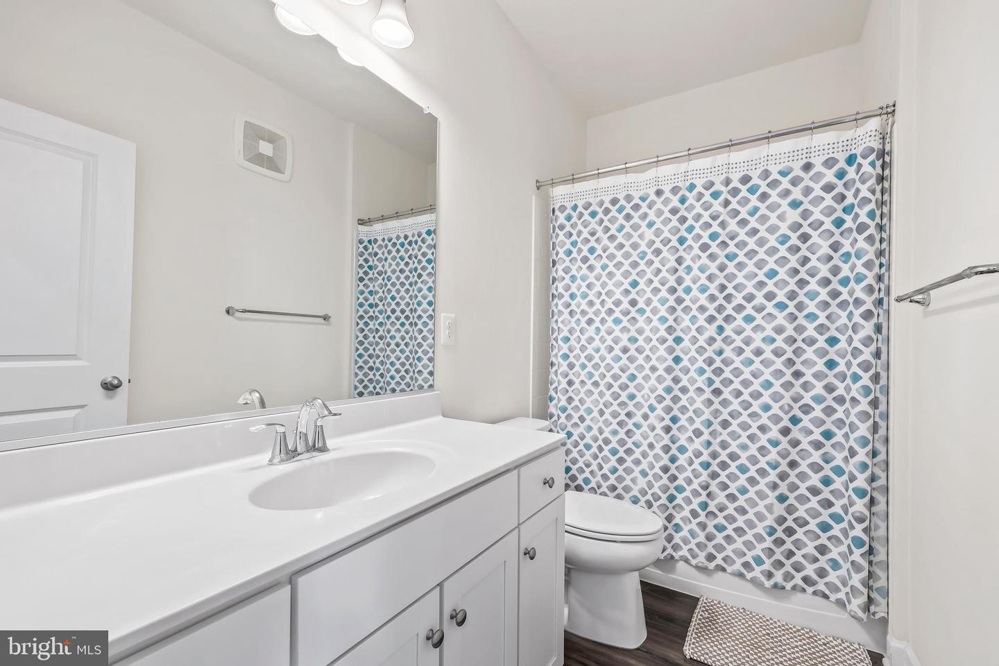 12367 AZURE LN #40, FAIRFAX, Virginia 22033, 3 Bedrooms Bedrooms, ,2 BathroomsBathrooms,Residential,For sale,12367 AZURE LN #40,VAFX2292884 MLS # VAFX2292884