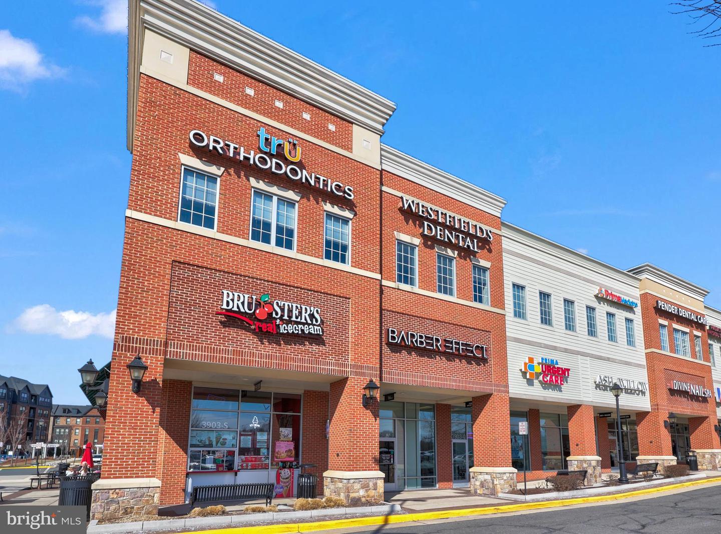 12367 AZURE LN #40, FAIRFAX, Virginia 22033, 3 Bedrooms Bedrooms, ,2 BathroomsBathrooms,Residential,For sale,12367 AZURE LN #40,VAFX2292884 MLS # VAFX2292884