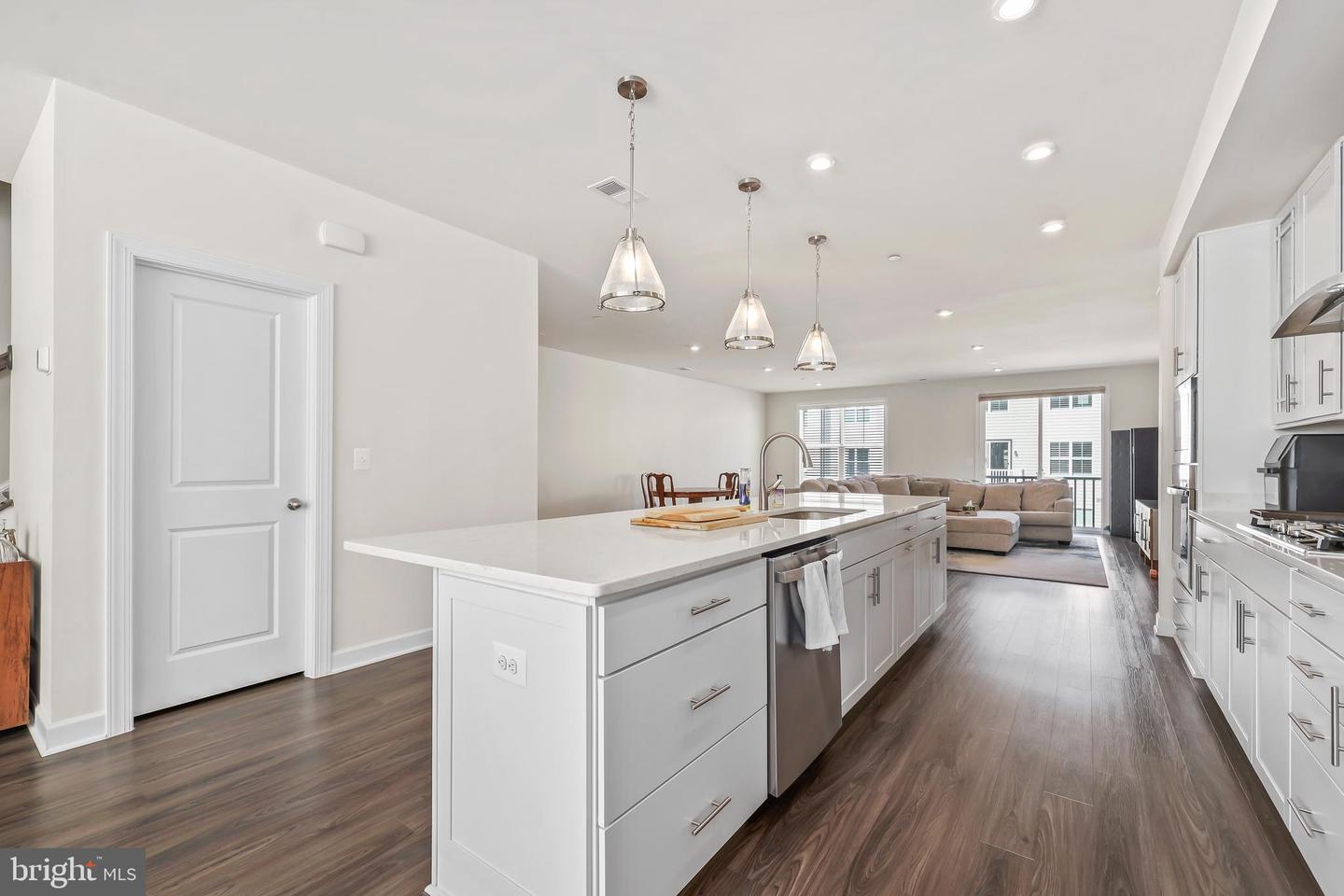 12367 AZURE LN #40, FAIRFAX, Virginia 22033, 3 Bedrooms Bedrooms, ,2 BathroomsBathrooms,Residential,For sale,12367 AZURE LN #40,VAFX2292884 MLS # VAFX2292884