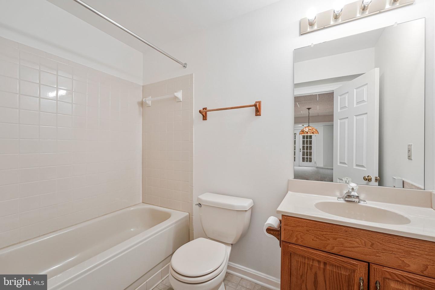 13141 LADYBANK LN, HERNDON, Virginia 20171, 3 Bedrooms Bedrooms, ,3 BathroomsBathrooms,Residential,For sale,13141 LADYBANK LN,VAFX2292890 MLS # VAFX2292890