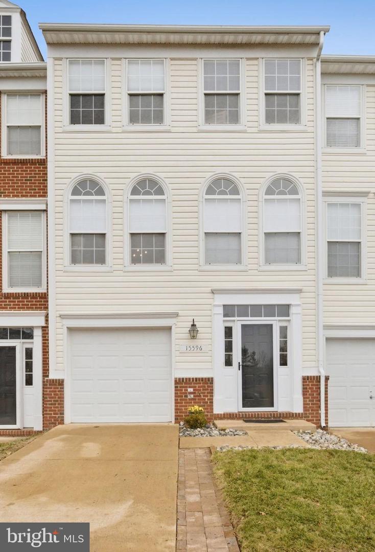 15596 AVOCET LOOP, WOODBRIDGE, Virginia 22191, 3 Bedrooms Bedrooms, ,3 BathroomsBathrooms,Residential,For sale,15596 AVOCET LOOP,VAPW2113318 MLS # VAPW2113318