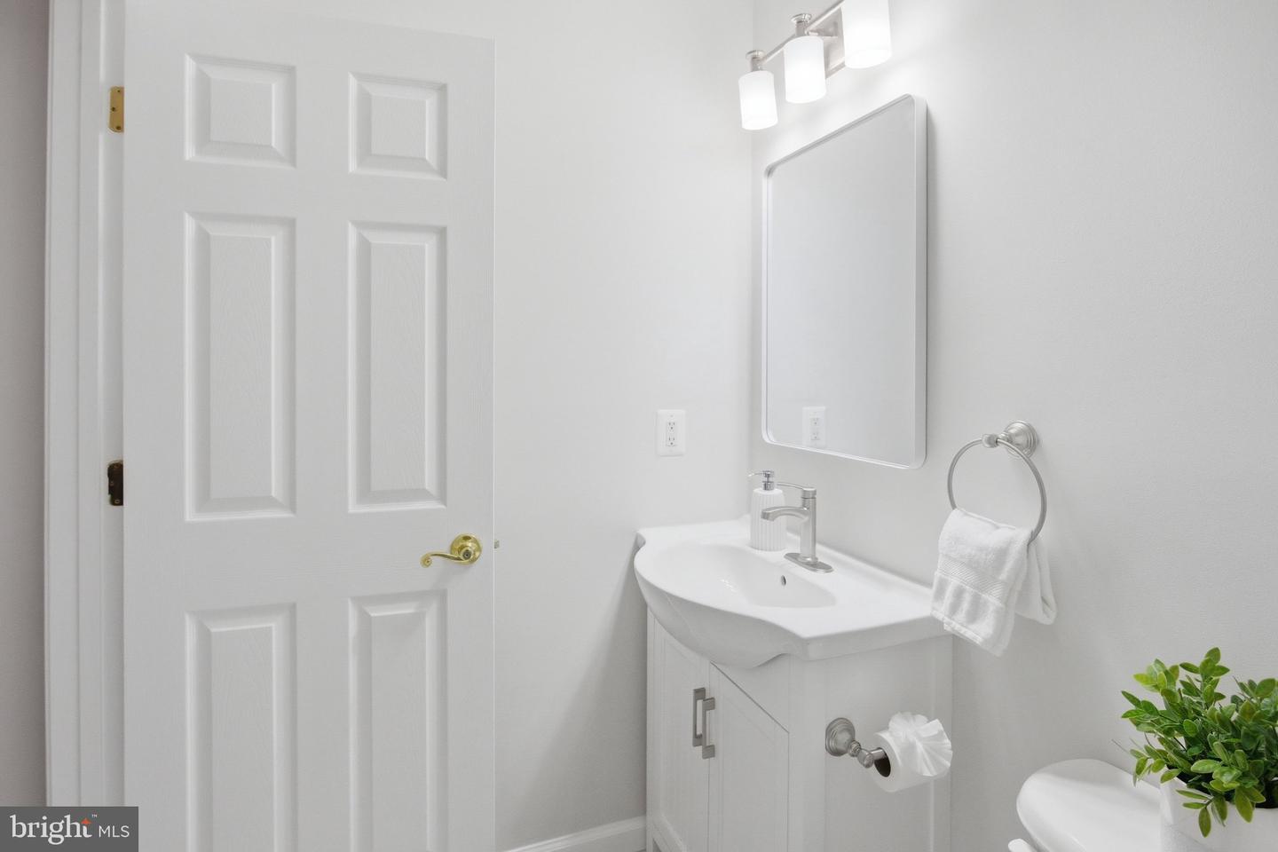 15596 AVOCET LOOP, WOODBRIDGE, Virginia 22191, 3 Bedrooms Bedrooms, ,3 BathroomsBathrooms,Residential,For sale,15596 AVOCET LOOP,VAPW2113318 MLS # VAPW2113318