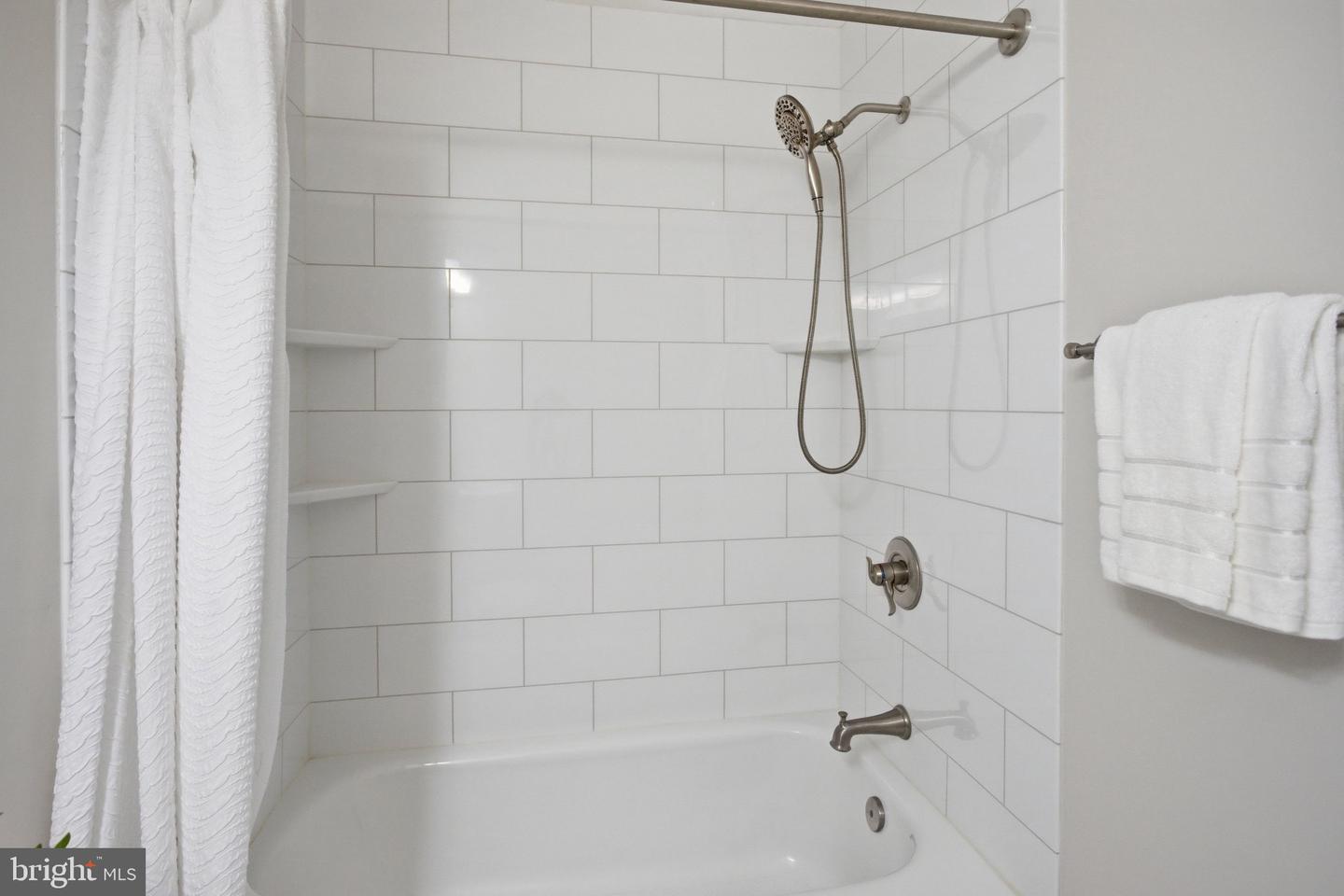 15596 AVOCET LOOP, WOODBRIDGE, Virginia 22191, 3 Bedrooms Bedrooms, ,3 BathroomsBathrooms,Residential,For sale,15596 AVOCET LOOP,VAPW2113318 MLS # VAPW2113318