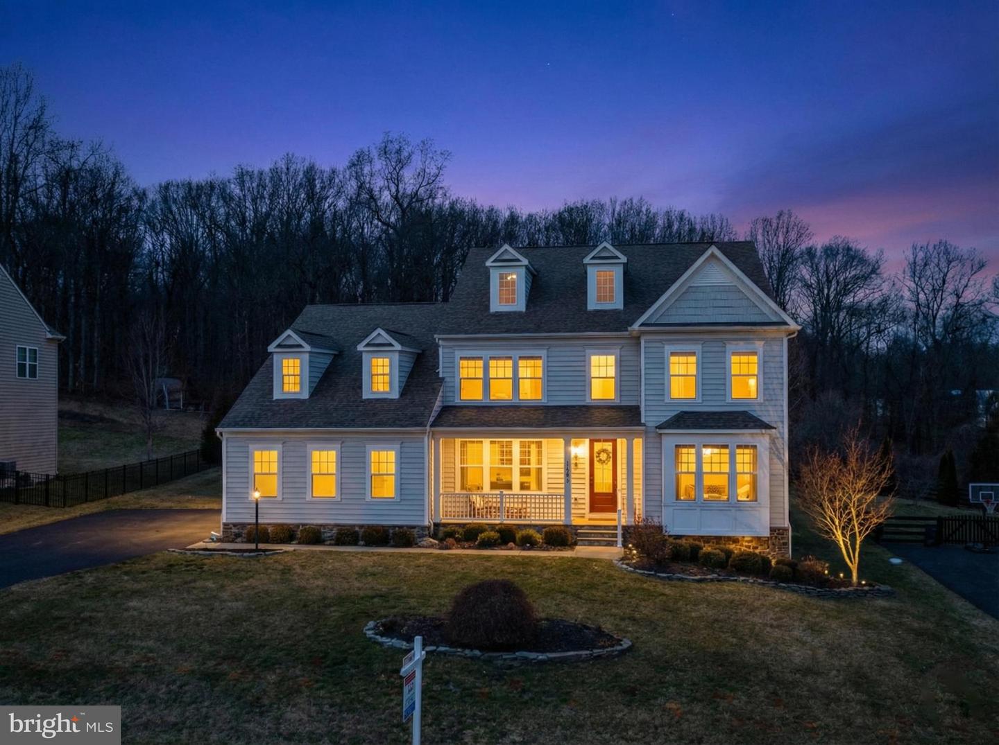 41712 WAKEHURST PL, LEESBURG, Virginia 20176, 6 Bedrooms Bedrooms, ,4 BathroomsBathrooms,Residential,For sale,41712 WAKEHURST PL,VALO2116794 MLS # VALO2116794