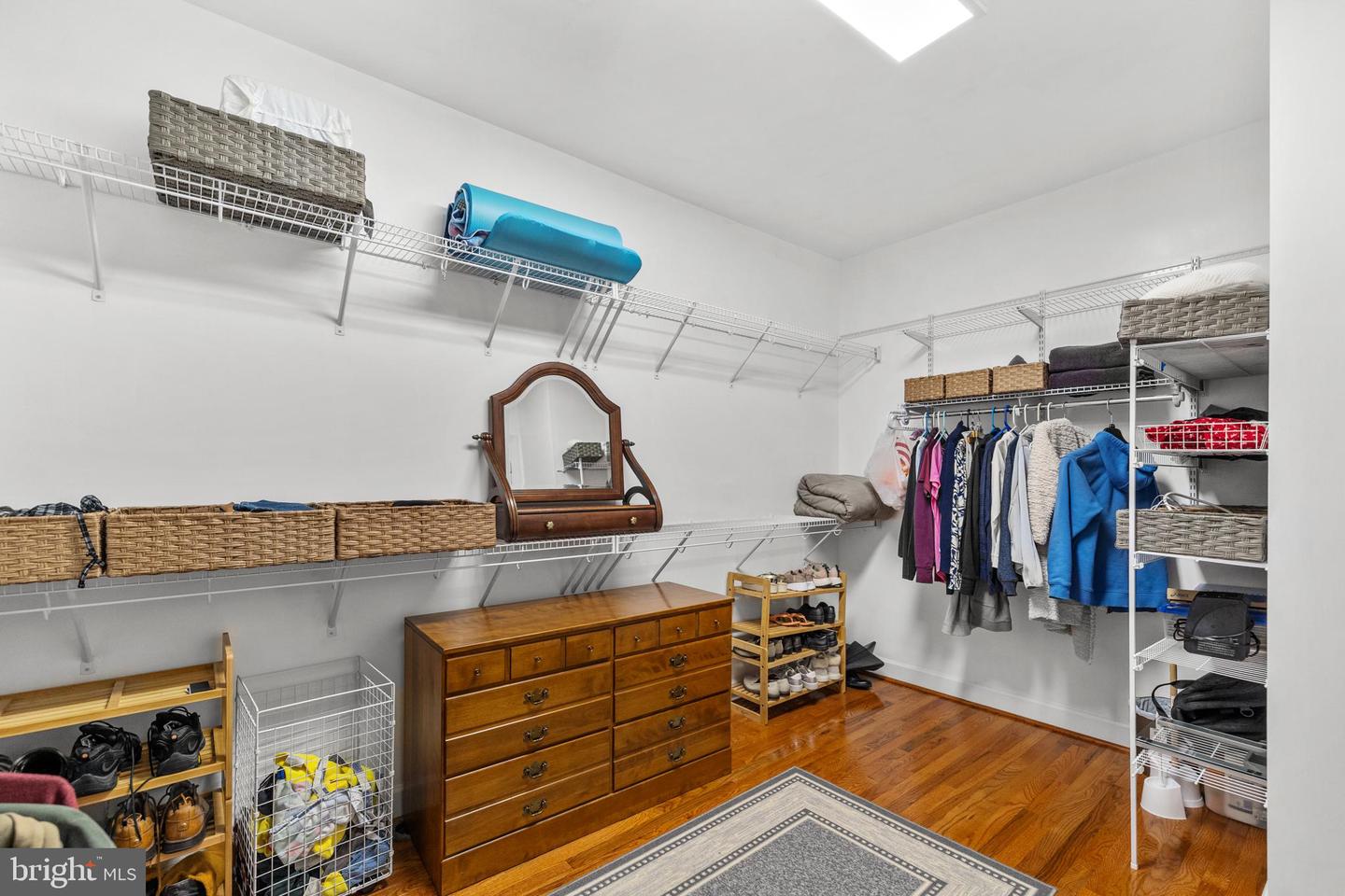 41712 WAKEHURST PL, LEESBURG, Virginia 20176, 6 Bedrooms Bedrooms, ,4 BathroomsBathrooms,Residential,For sale,41712 WAKEHURST PL,VALO2116794 MLS # VALO2116794