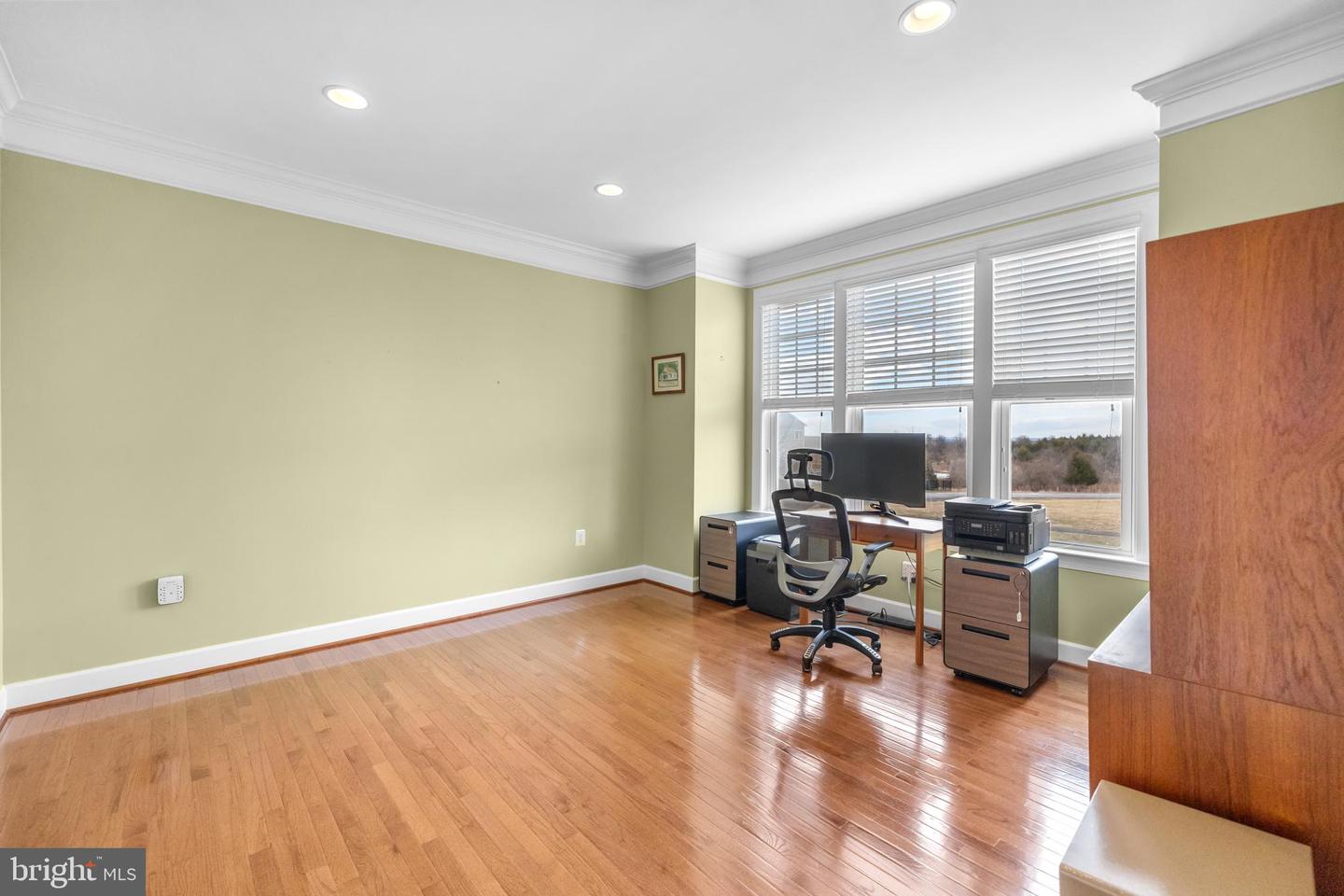 41712 WAKEHURST PL, LEESBURG, Virginia 20176, 6 Bedrooms Bedrooms, ,4 BathroomsBathrooms,Residential,For sale,41712 WAKEHURST PL,VALO2116794 MLS # VALO2116794