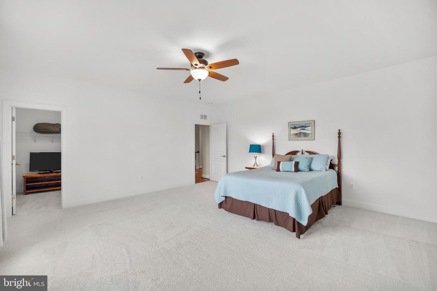 41712 WAKEHURST PL, LEESBURG, Virginia 20176, 6 Bedrooms Bedrooms, ,4 BathroomsBathrooms,Residential,For sale,41712 WAKEHURST PL,VALO2116794 MLS # VALO2116794