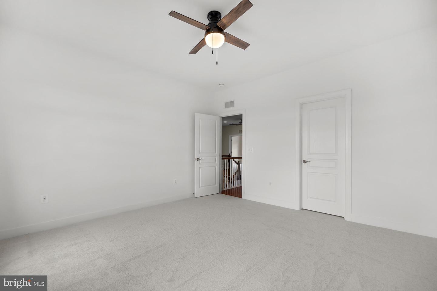 41712 WAKEHURST PL, LEESBURG, Virginia 20176, 6 Bedrooms Bedrooms, ,4 BathroomsBathrooms,Residential,For sale,41712 WAKEHURST PL,VALO2116794 MLS # VALO2116794