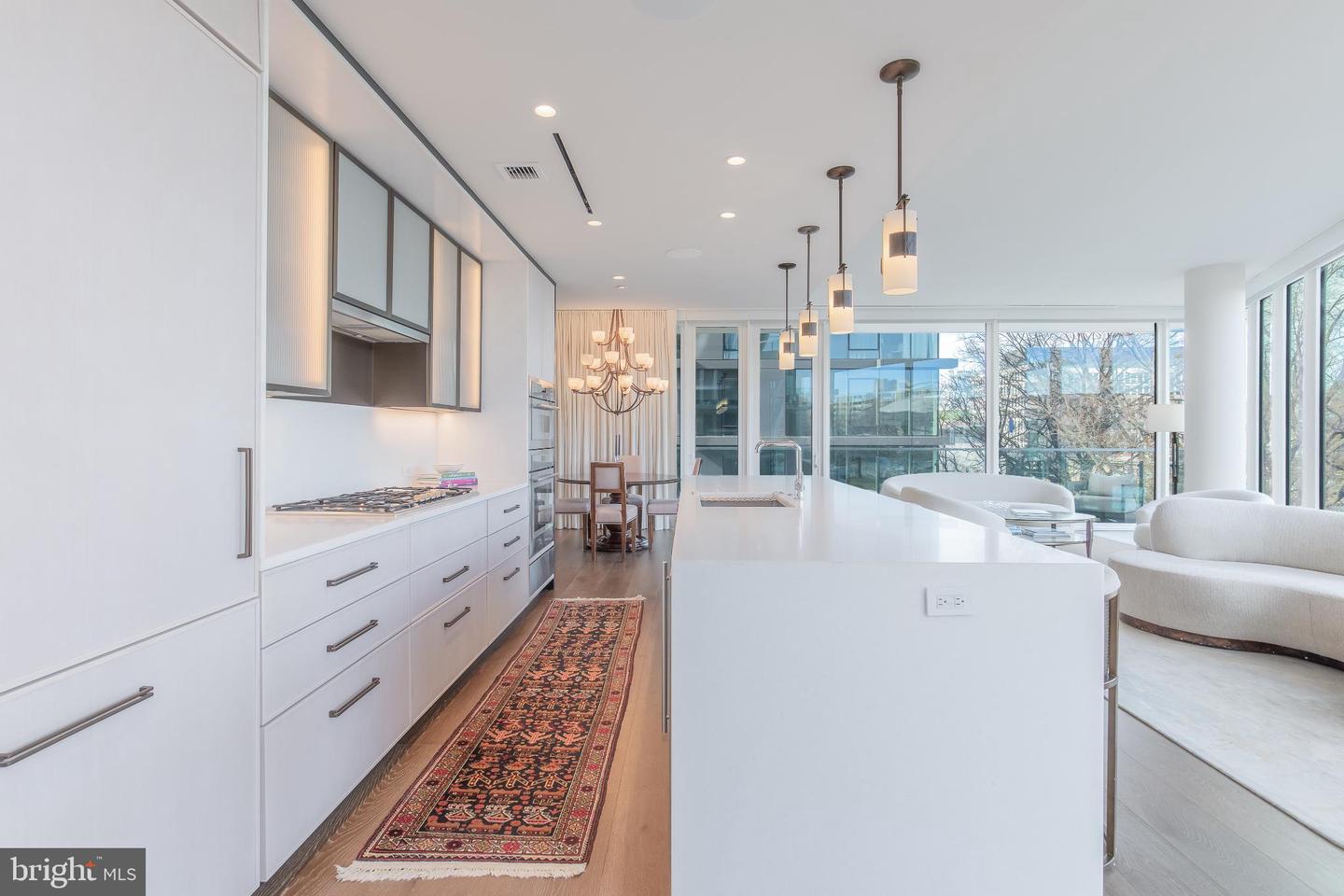 601 WHARF ST SW #412, WASHINGTON, District Of Columbia 20024, 1 Bedroom Bedrooms, 5 Rooms Rooms,2 BathroomsBathrooms,Residential,For sale,601 WHARF ST SW #412,DCDC2247950 MLS # DCDC2247950