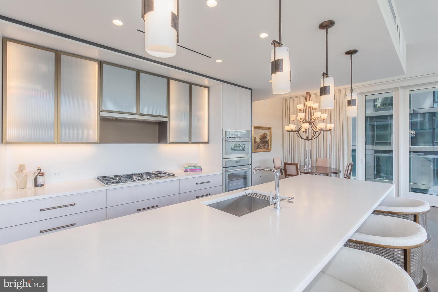 601 WHARF ST SW #412, WASHINGTON, District Of Columbia 20024, 1 Bedroom Bedrooms, 5 Rooms Rooms,2 BathroomsBathrooms,Residential,For sale,601 WHARF ST SW #412,DCDC2247950 MLS # DCDC2247950