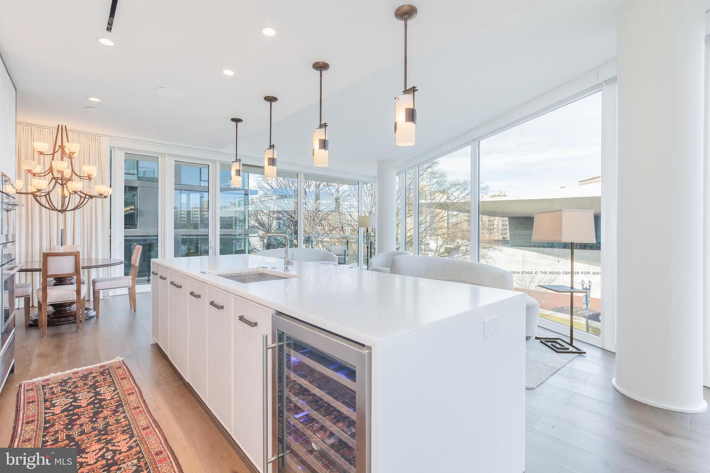 601 WHARF ST SW #412, WASHINGTON, District Of Columbia 20024, 1 Bedroom Bedrooms, 5 Rooms Rooms,2 BathroomsBathrooms,Residential,For sale,601 WHARF ST SW #412,DCDC2247950 MLS # DCDC2247950