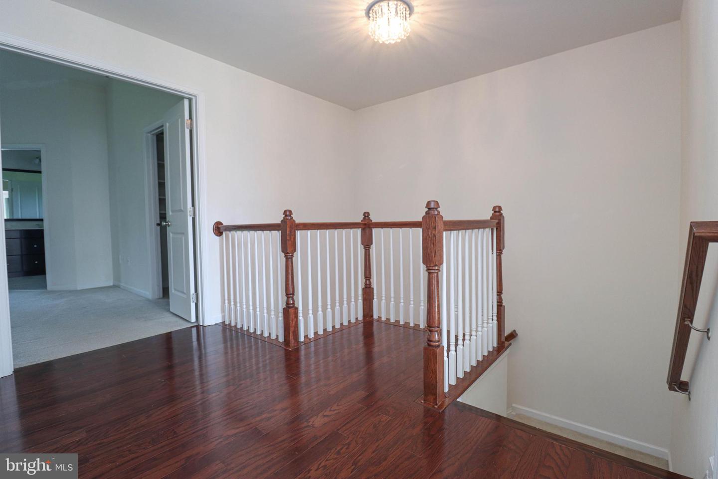 24972 GLASGOW HEIGHTS TER, CHANTILLY, Virginia 20152, 3 Bedrooms Bedrooms, 7 Rooms Rooms,2 BathroomsBathrooms,Residential,For sale,24972 GLASGOW HEIGHTS TER,VALO2116830 MLS # VALO2116830