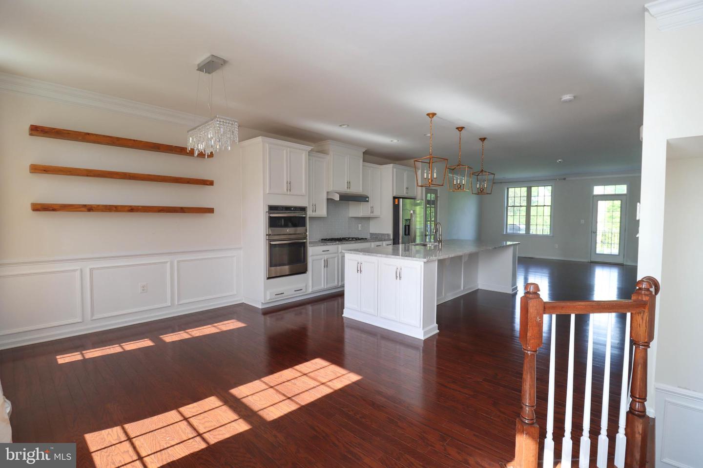 24972 GLASGOW HEIGHTS TER, CHANTILLY, Virginia 20152, 3 Bedrooms Bedrooms, 7 Rooms Rooms,2 BathroomsBathrooms,Residential,For sale,24972 GLASGOW HEIGHTS TER,VALO2116830 MLS # VALO2116830