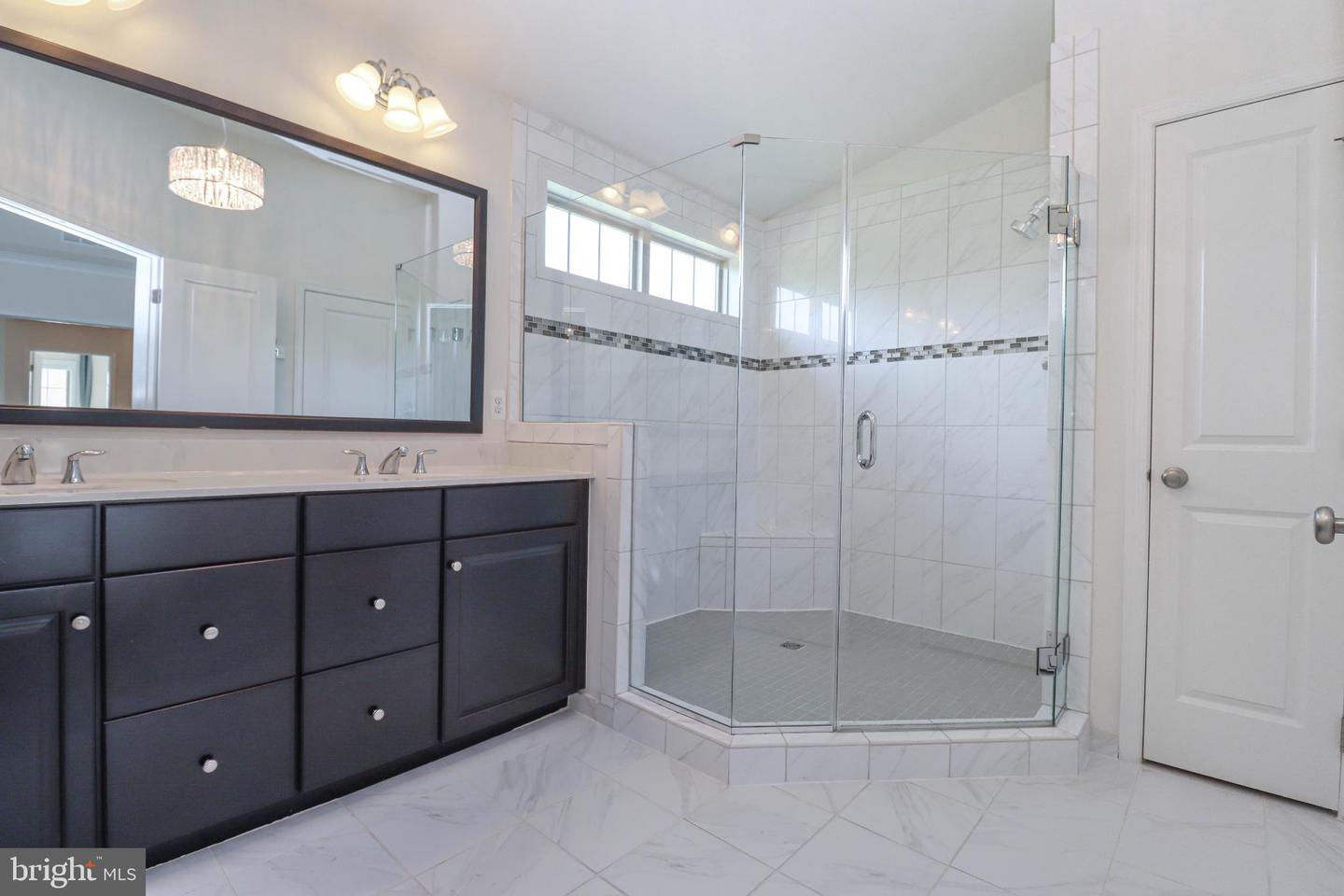 24972 GLASGOW HEIGHTS TER, CHANTILLY, Virginia 20152, 3 Bedrooms Bedrooms, 7 Rooms Rooms,2 BathroomsBathrooms,Residential,For sale,24972 GLASGOW HEIGHTS TER,VALO2116830 MLS # VALO2116830