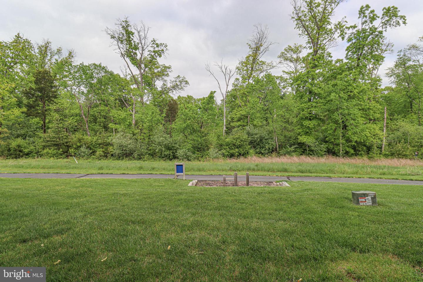 24972 GLASGOW HEIGHTS TER, CHANTILLY, Virginia 20152, 3 Bedrooms Bedrooms, 7 Rooms Rooms,2 BathroomsBathrooms,Residential,For sale,24972 GLASGOW HEIGHTS TER,VALO2116830 MLS # VALO2116830