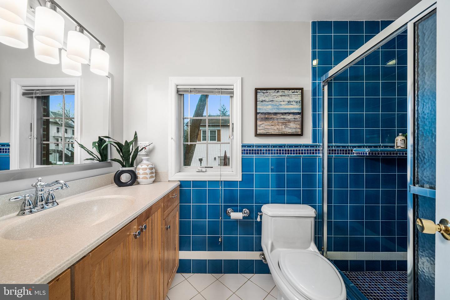 4923 34TH RD N, ARLINGTON, Virginia 22207, 4 Bedrooms Bedrooms, ,3 BathroomsBathrooms,Residential,For sale,4923 34TH RD N,VAAR2069338 MLS # VAAR2069338